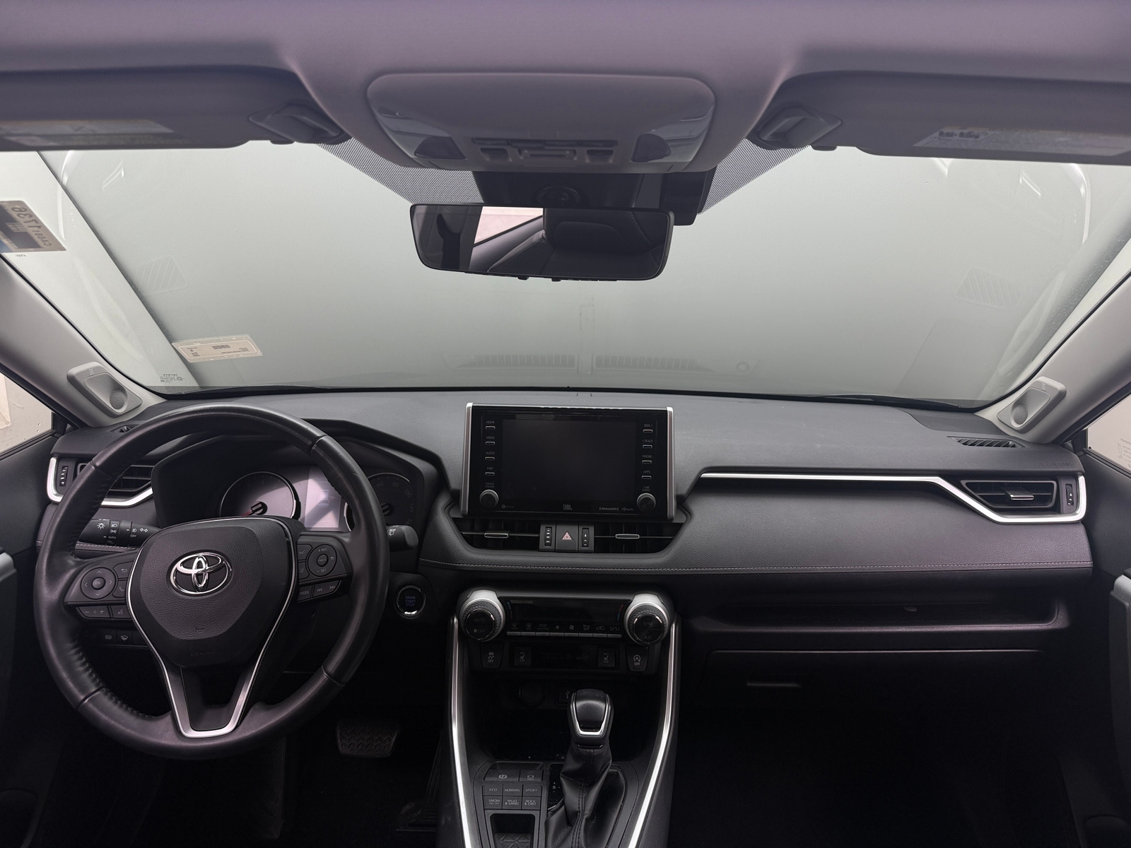 Thumbnail: 2020 Toyota RAV4 - 2