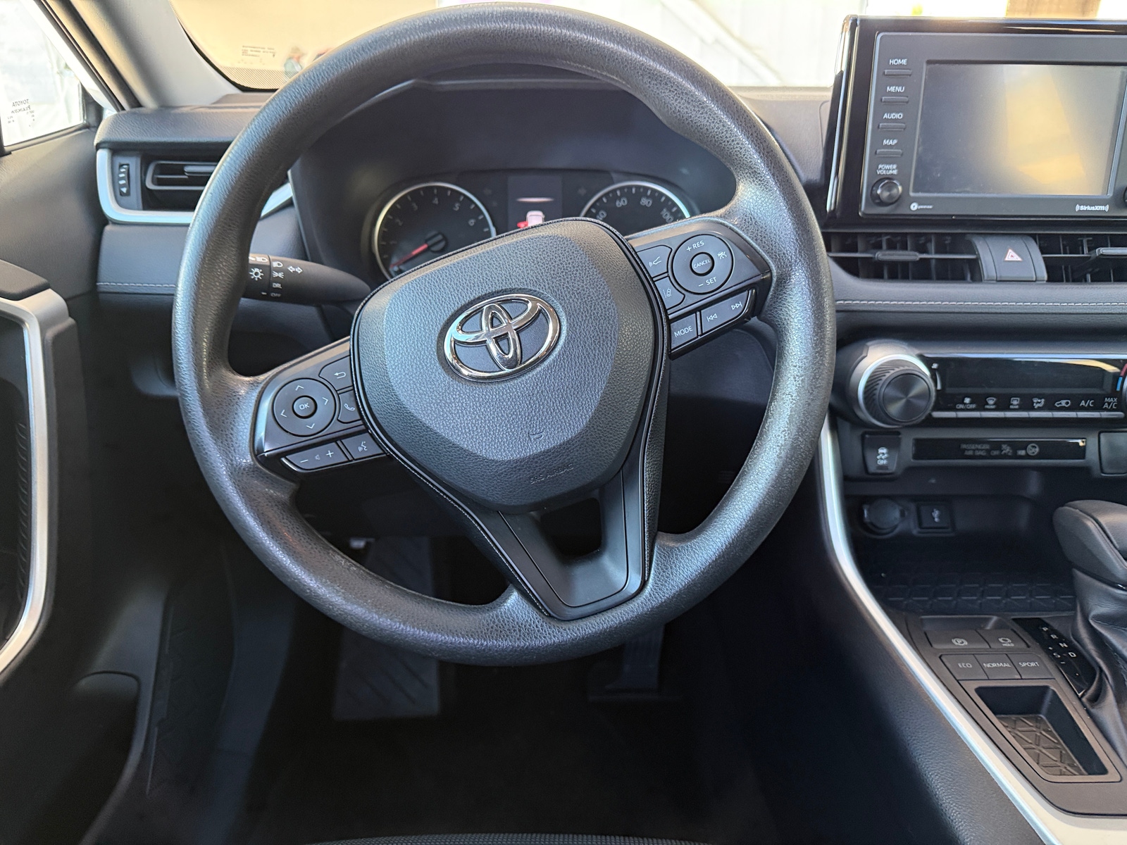 Thumbnail: 2021 Toyota RAV4 - 5