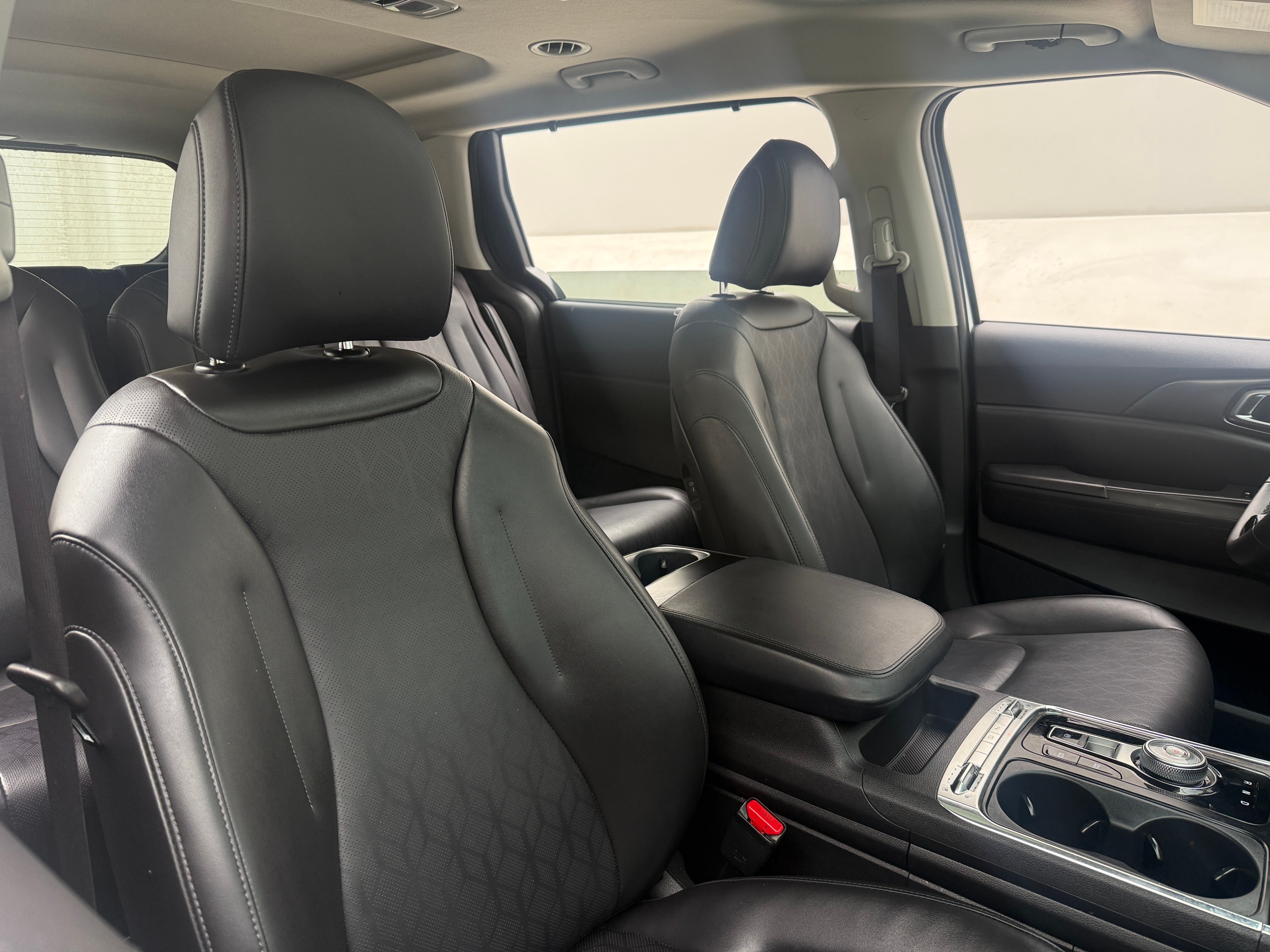 2025 Kia Carnival SX