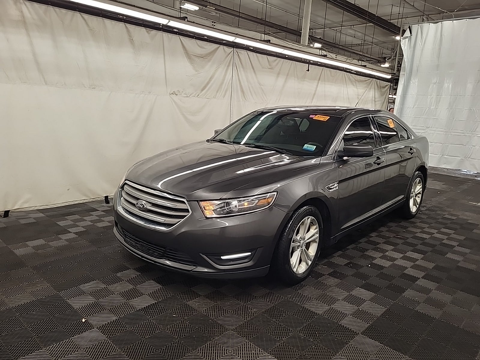 2018 Ford Taurus SEL