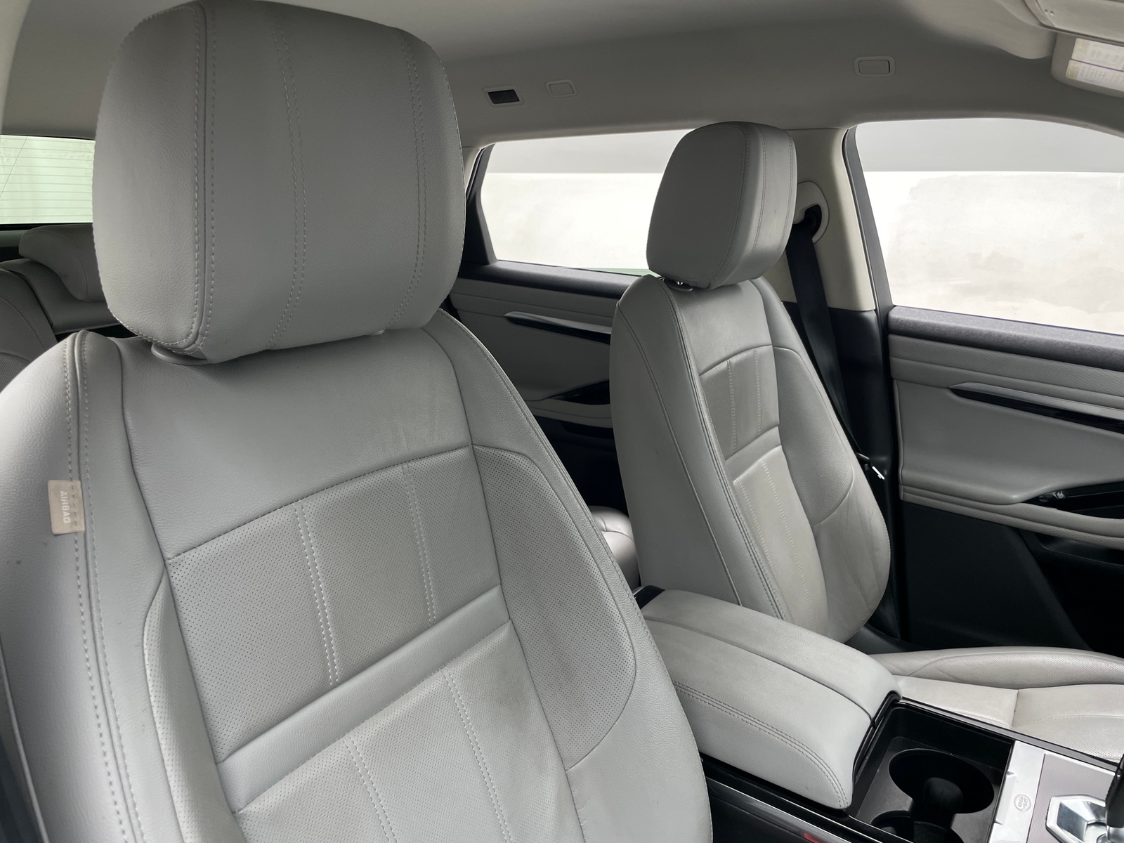 Thumbnail: 2020 Land Rover Range Rover Evoque - 2