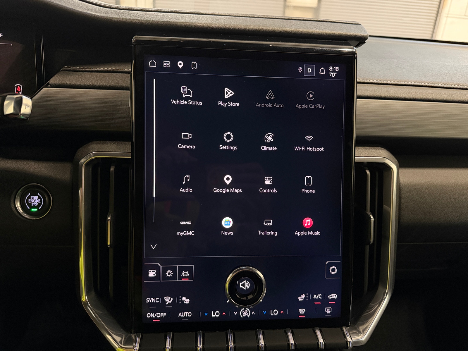 Thumbnail: 2025 GMC Acadia - 4
