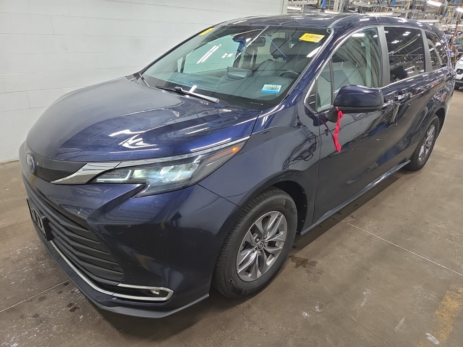 2024 Toyota Sienna XLE