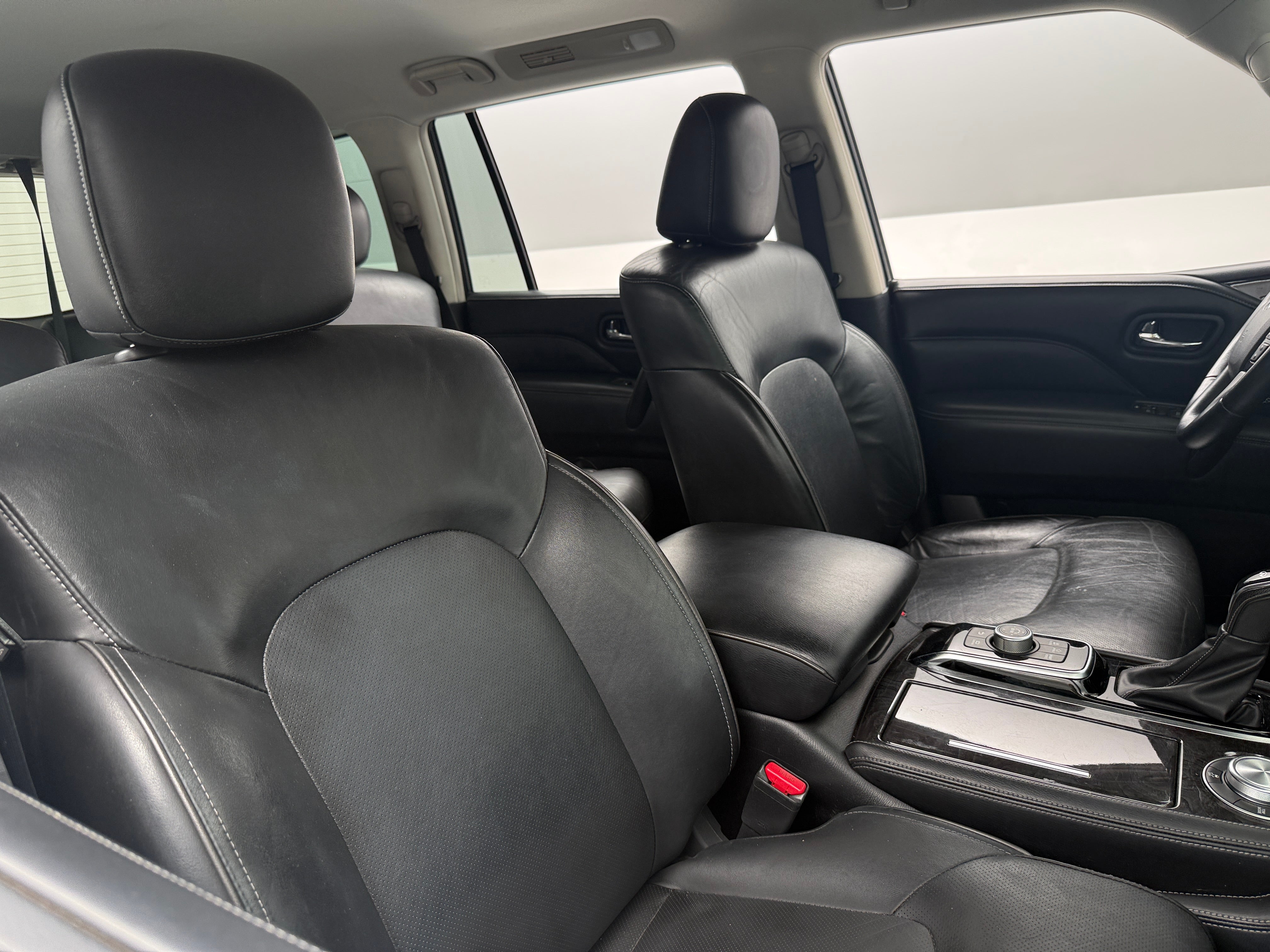 2022 INFINITI QX80
