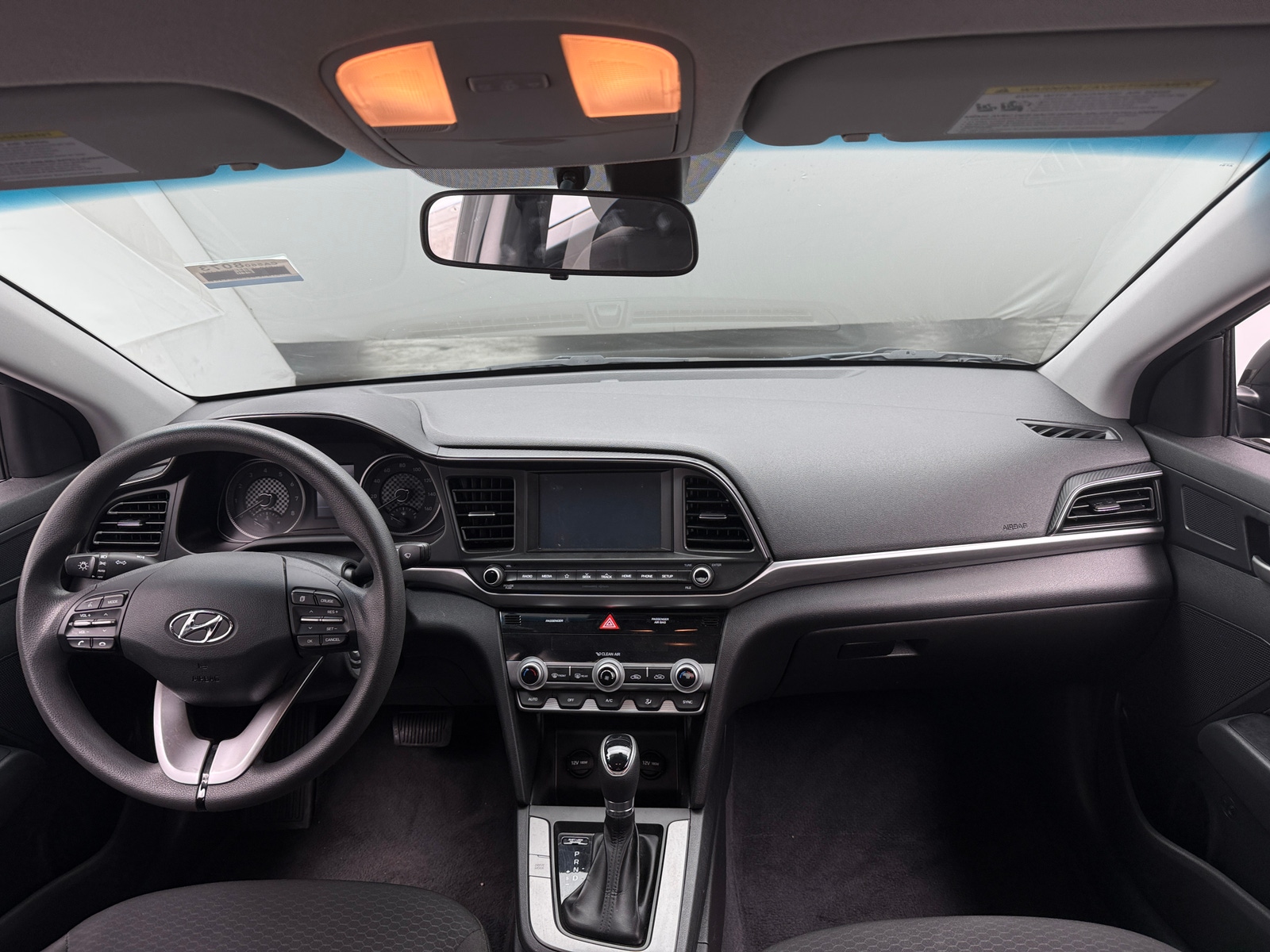Thumbnail: 2020 Hyundai Elantra - 3