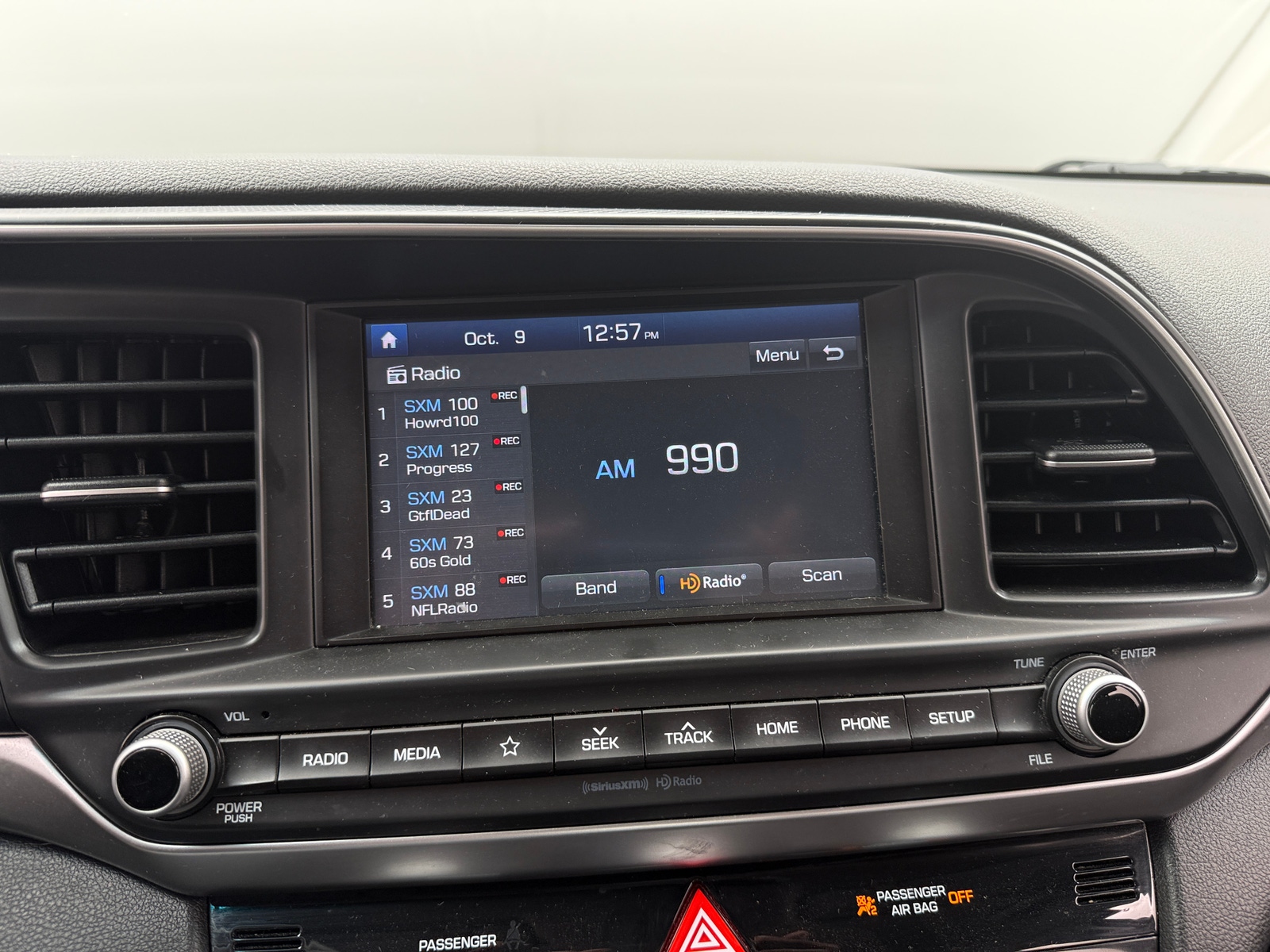 Thumbnail: 2020 Hyundai Elantra - 4