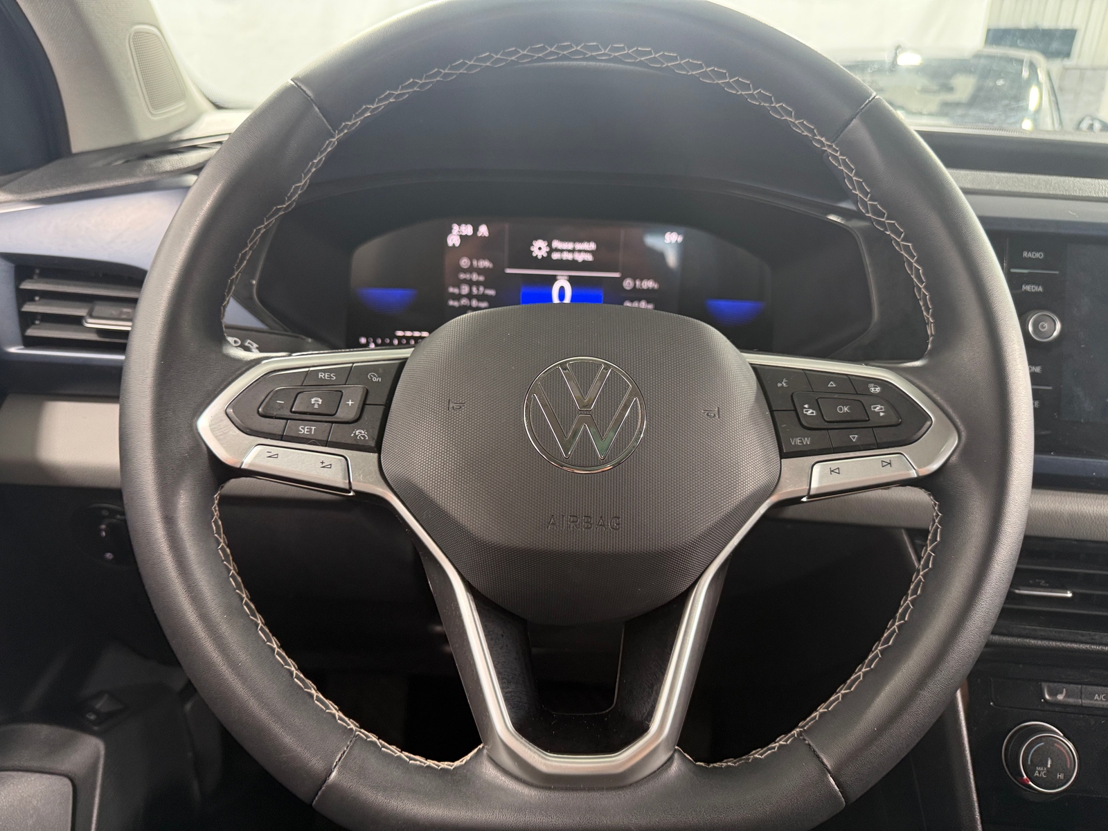 Thumbnail: 2023 Volkswagen Taos - 4