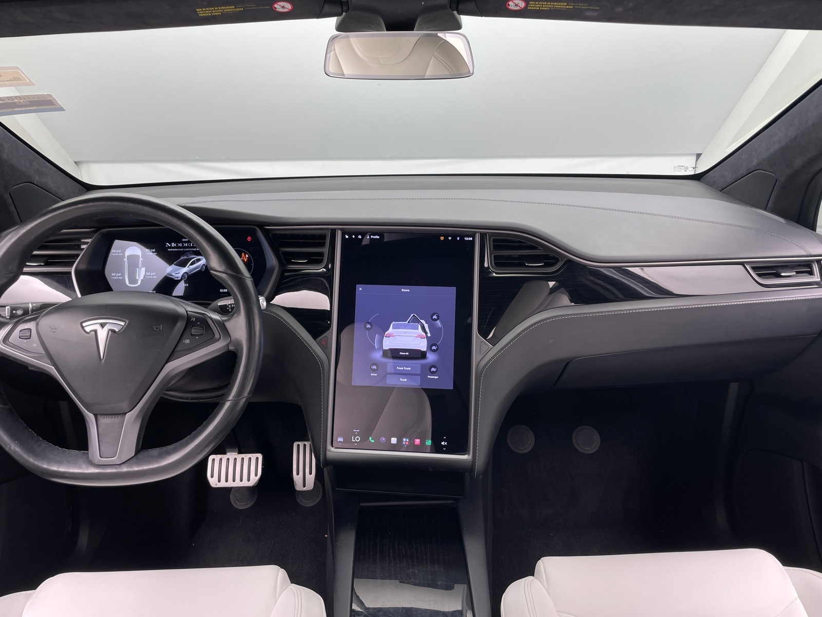 Thumbnail: 2020 Tesla Model X - 2