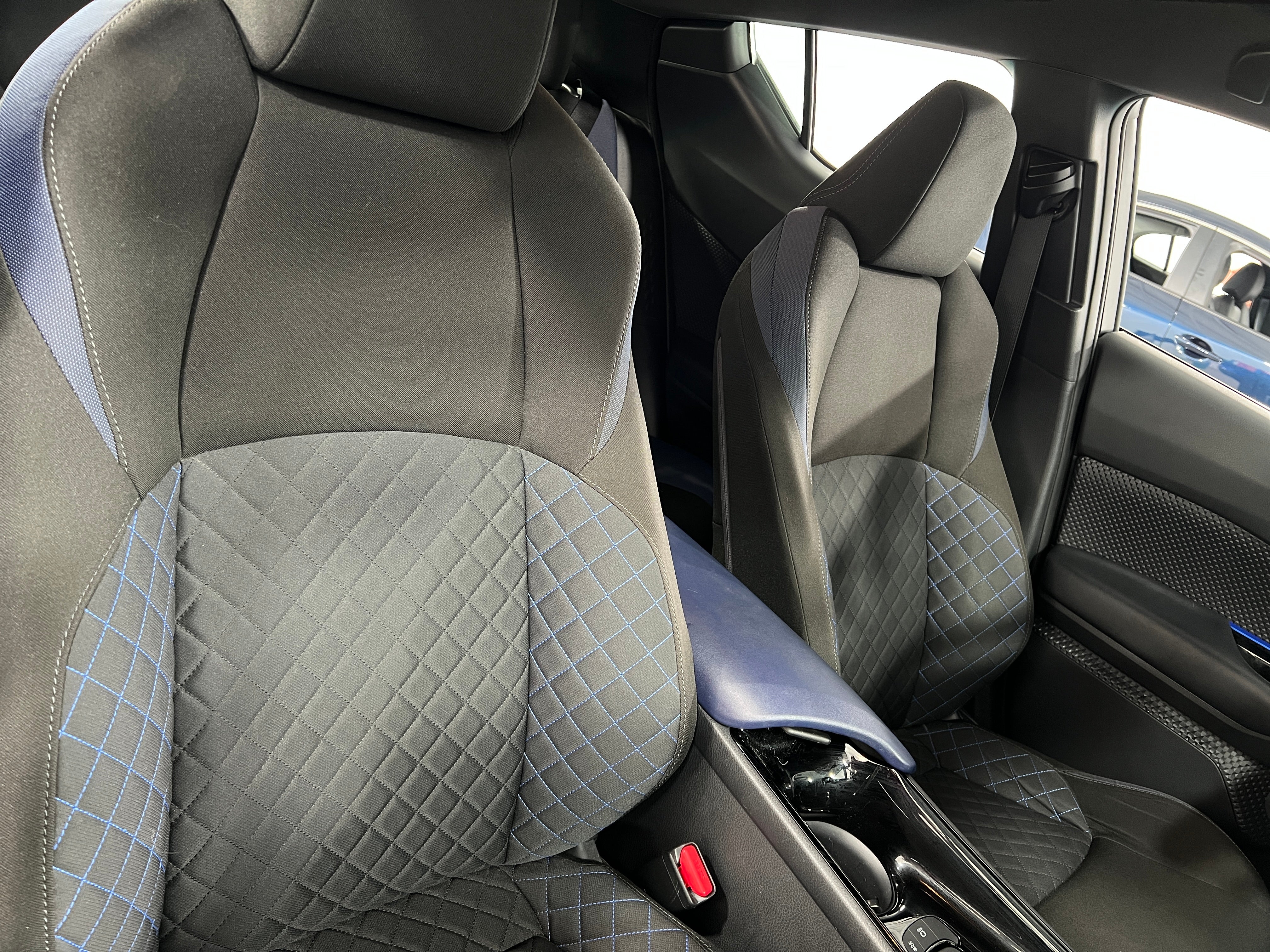 2020 Toyota C-HR XLE