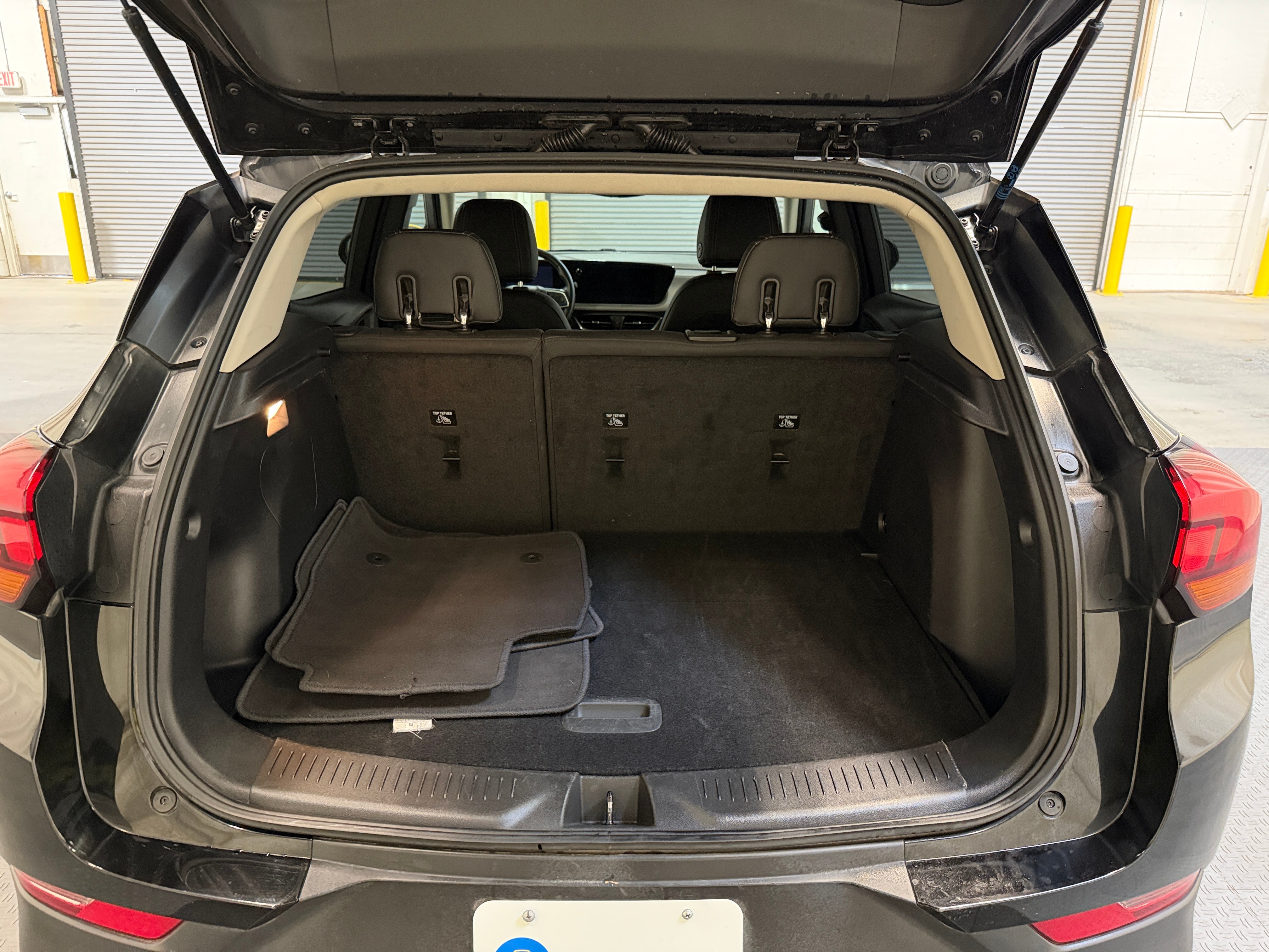 2025 Buick Encore GX Preferred - Photo 2