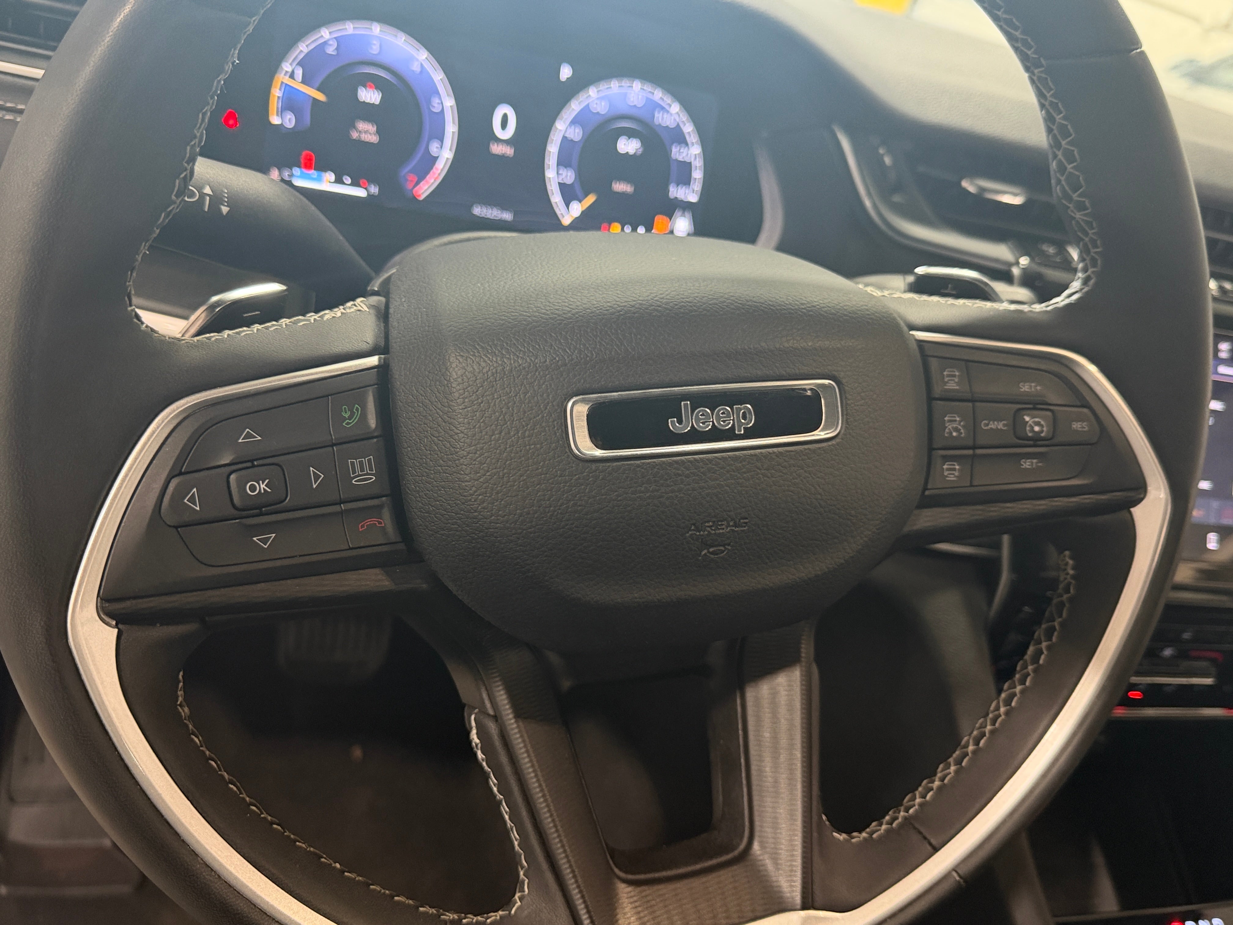 2023 Jeep Grand Cherokee L Altitude