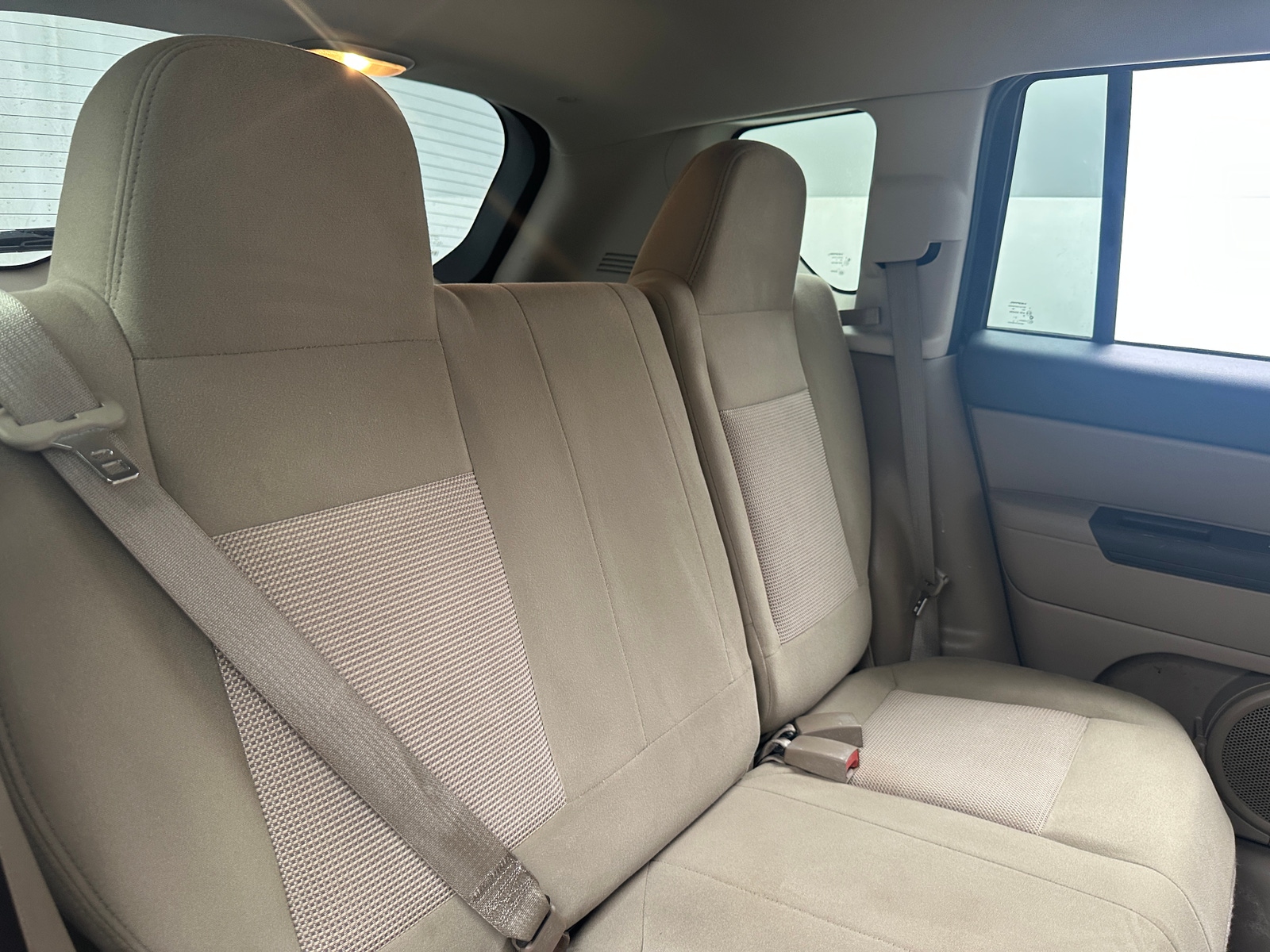 Thumbnail: 2016 Jeep Compass - 6
