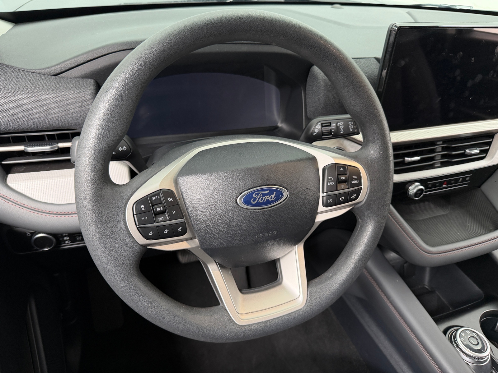 Thumbnail: 2026 Ford Explorer - 5