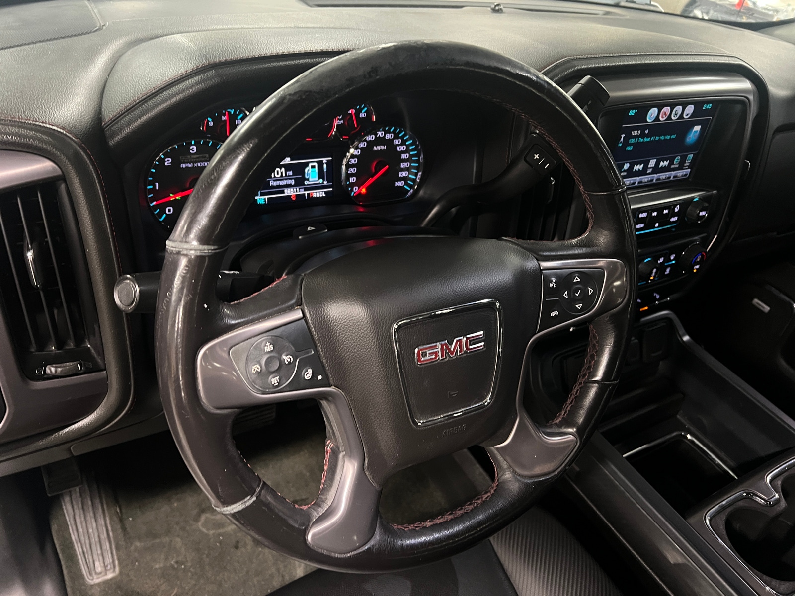 Thumbnail: 2017 GMC Sierra 1500 - 4