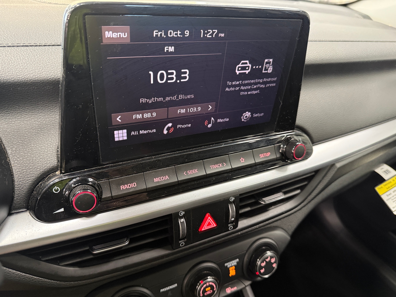 Thumbnail: 2024 Kia Forte - 4