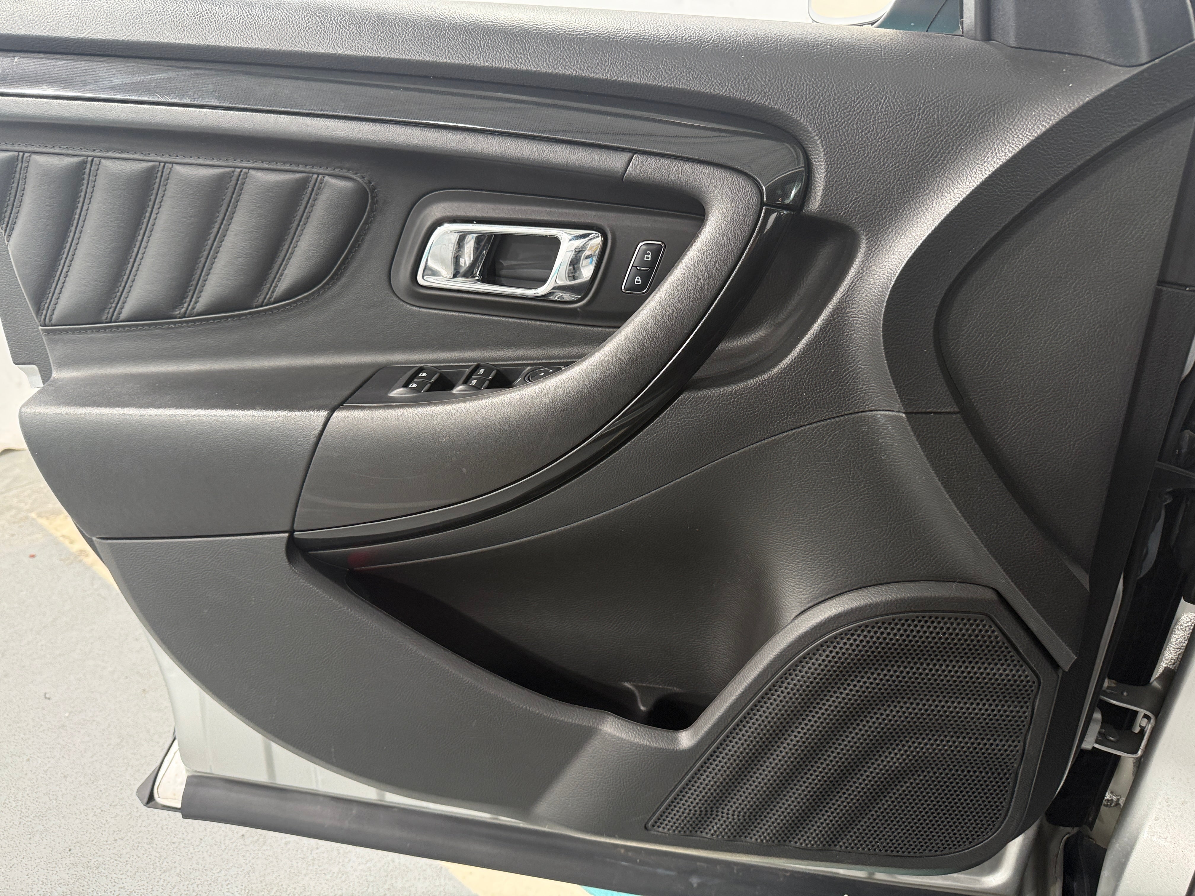 2018 Ford Taurus