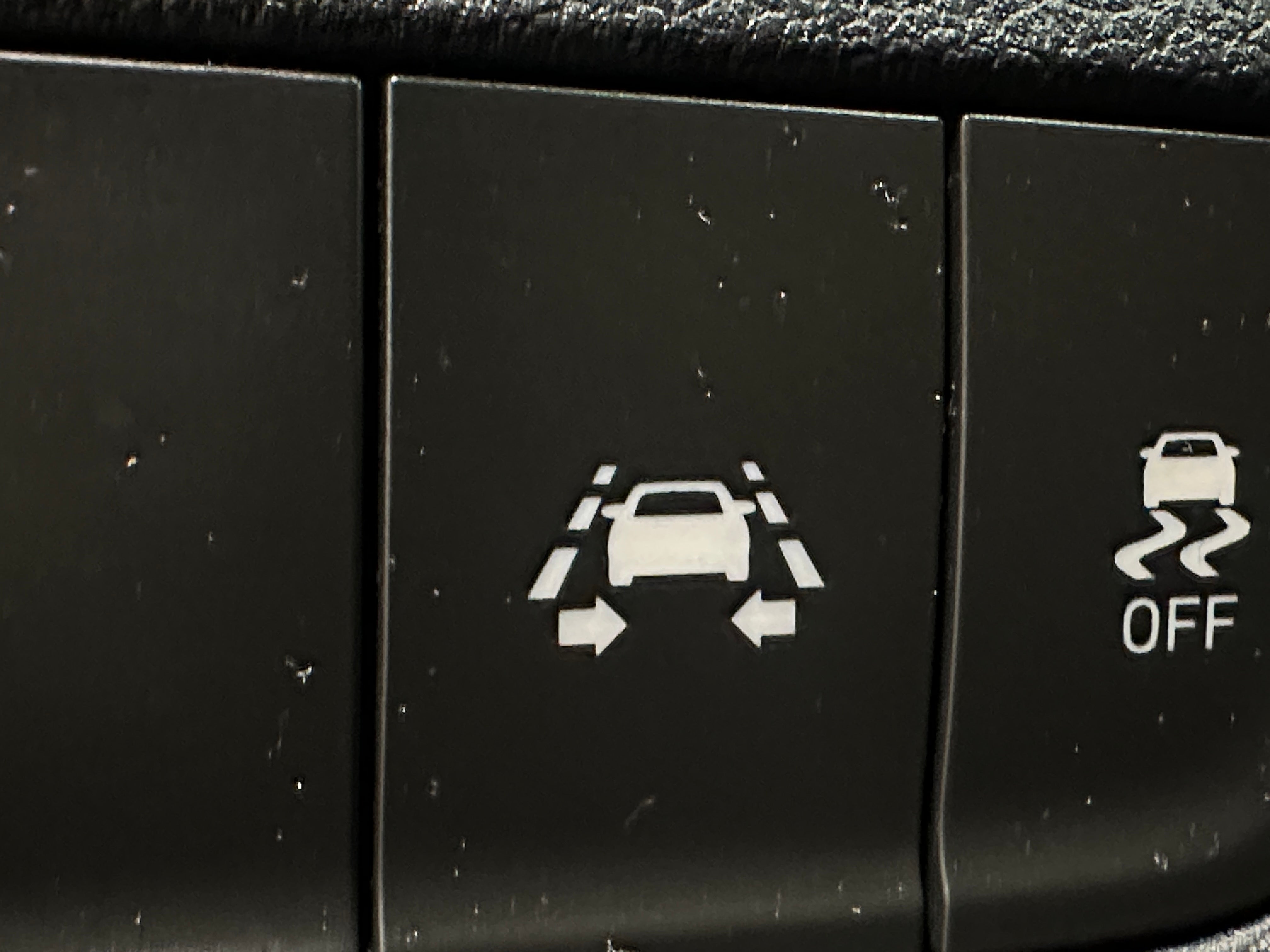 Used 2019 Hyundai Kona SE with VIN KM8K12AAXKU270885 for sale in Pewaukee, WI