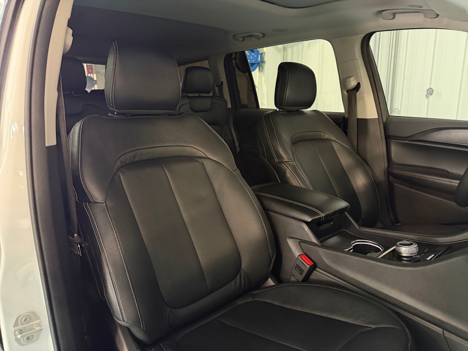 Thumbnail: 2023 Jeep Grand Cherokee L - 2