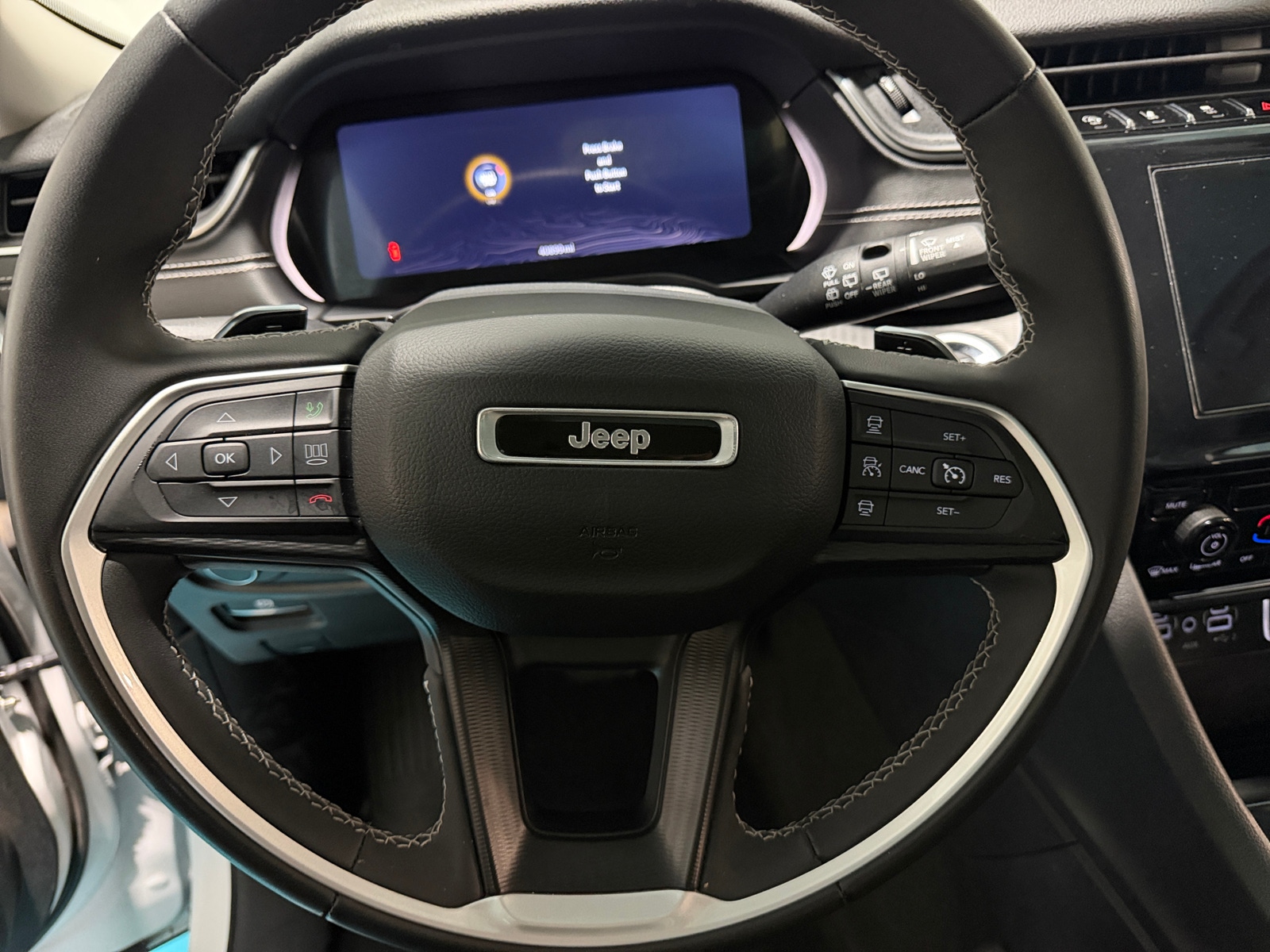 Thumbnail: 2023 Jeep Grand Cherokee L - 5