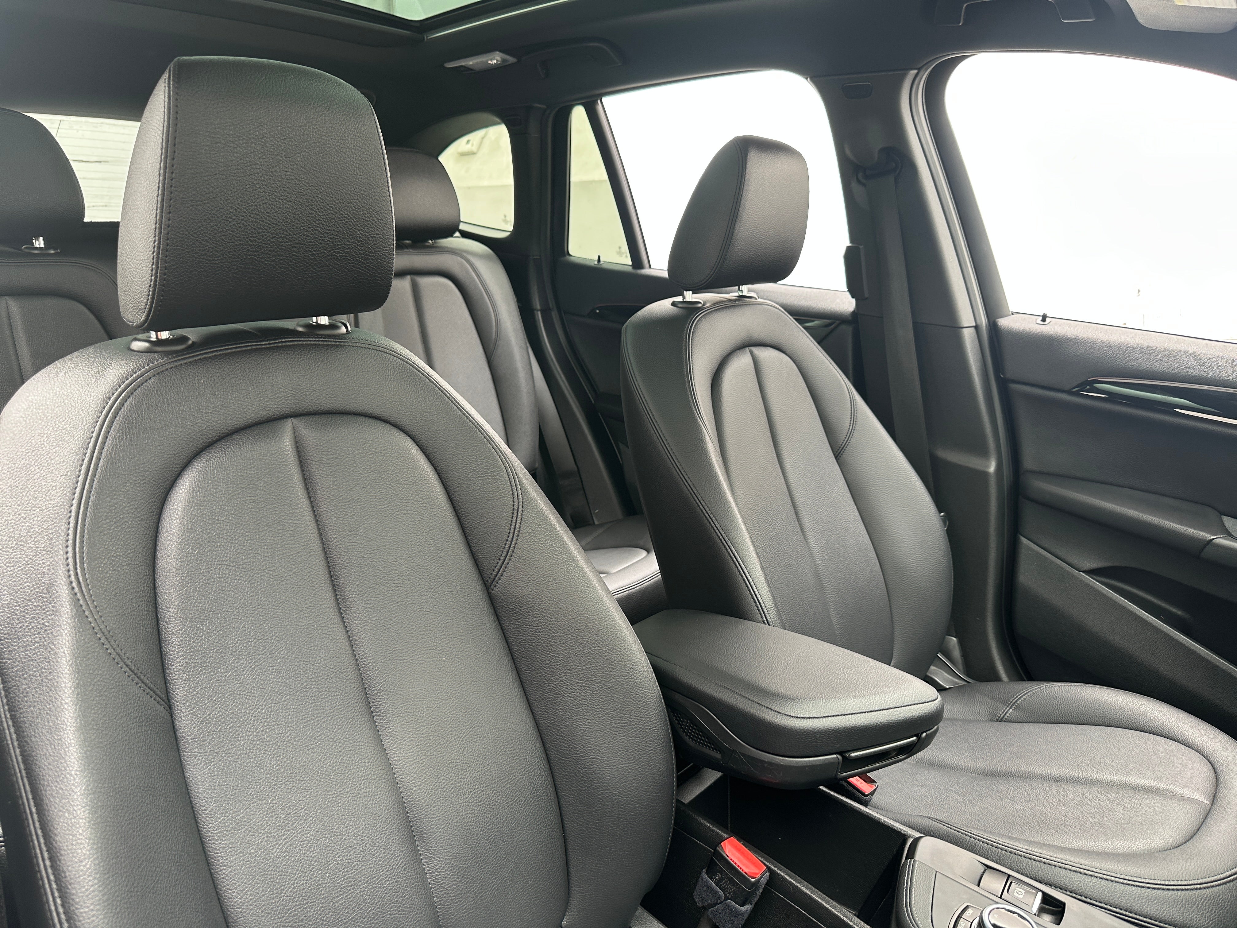 2018 BMW X1 28i