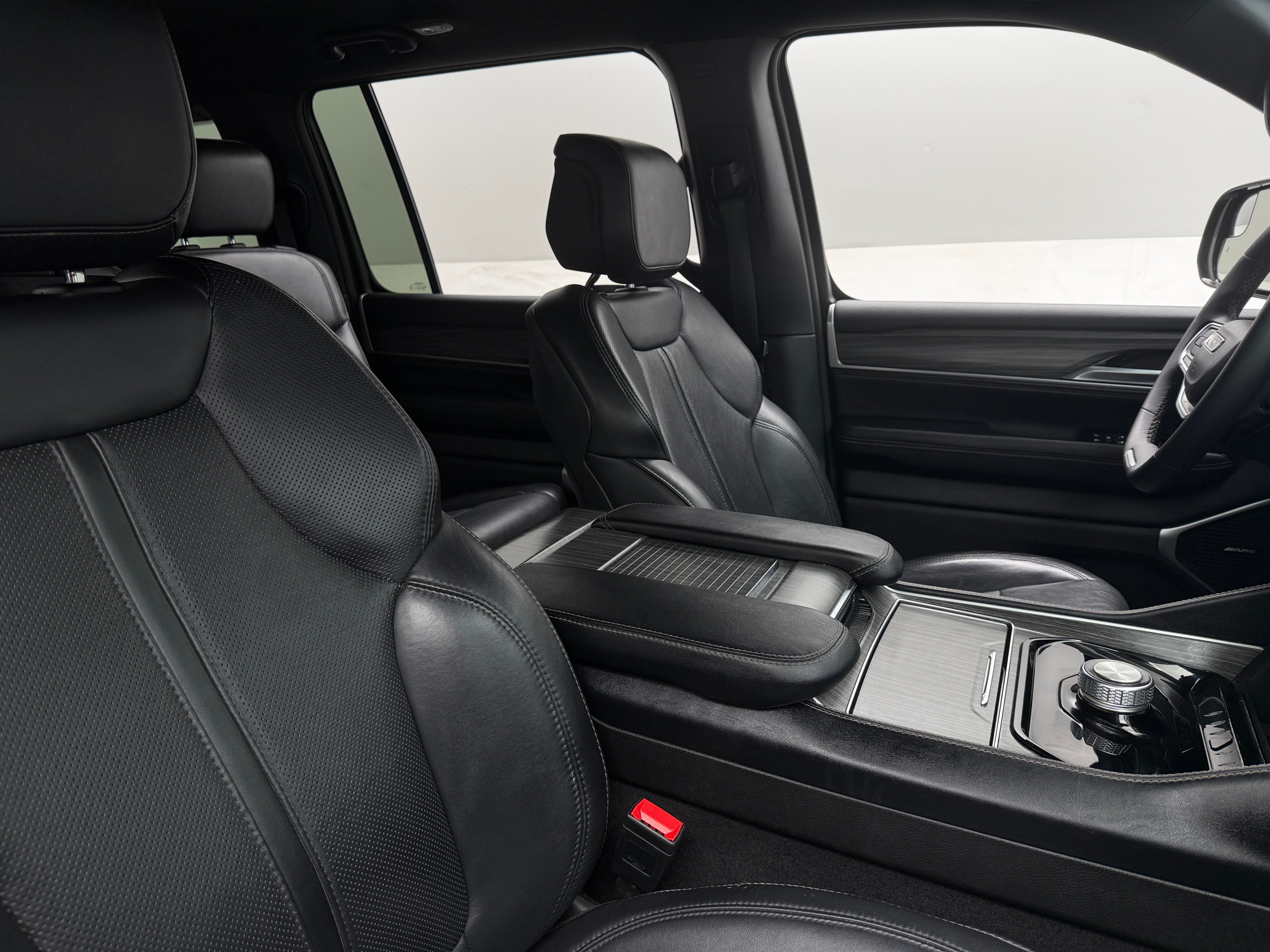 2024 Jeep Wagoneer