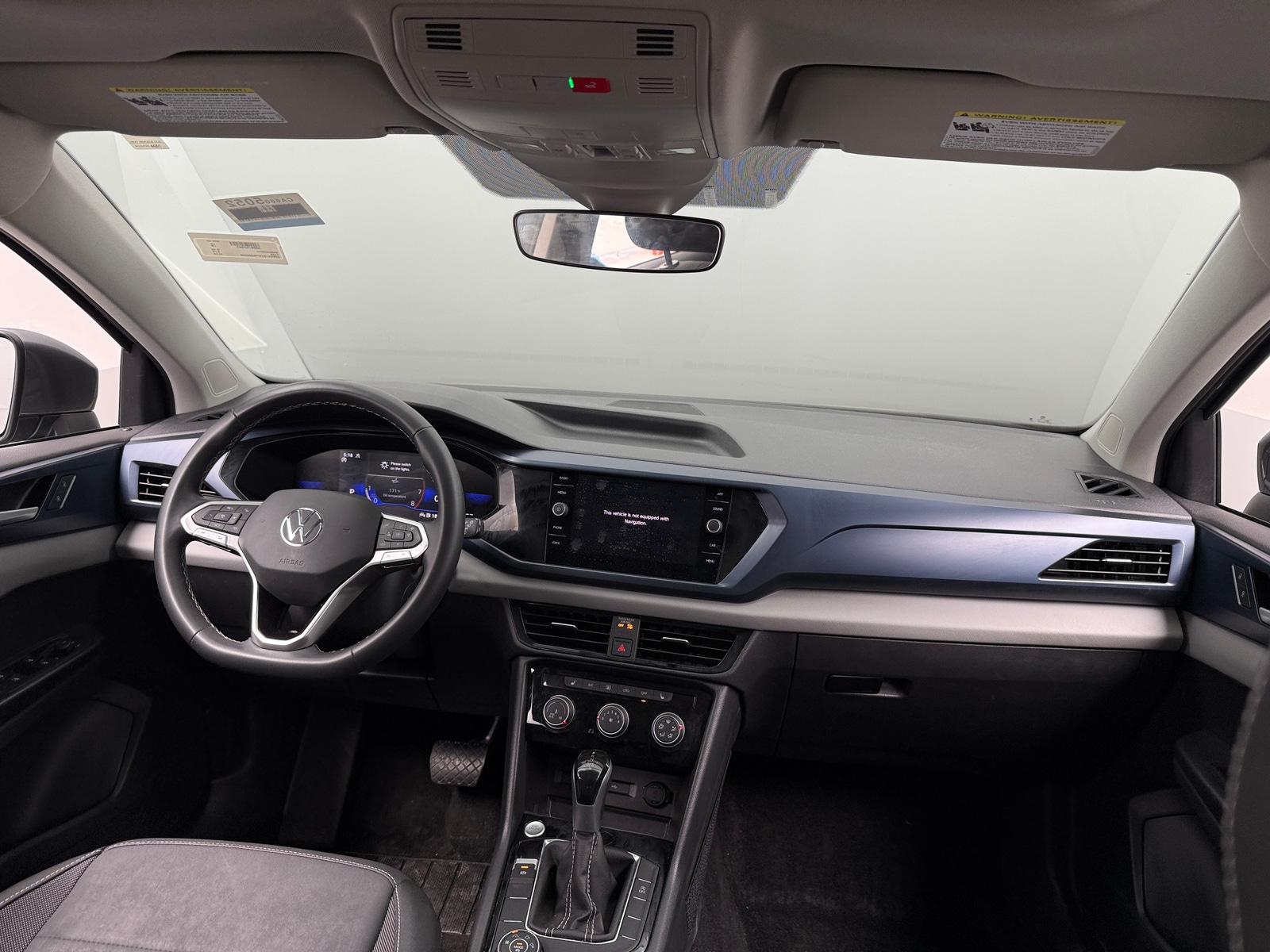 Thumbnail: 2023 Volkswagen Taos - 3