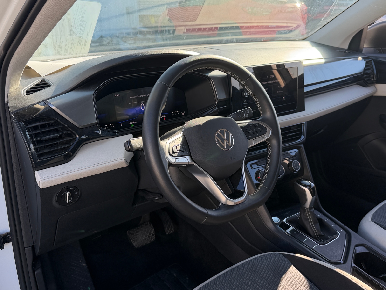 Thumbnail: 2026 Volkswagen Taos - 3