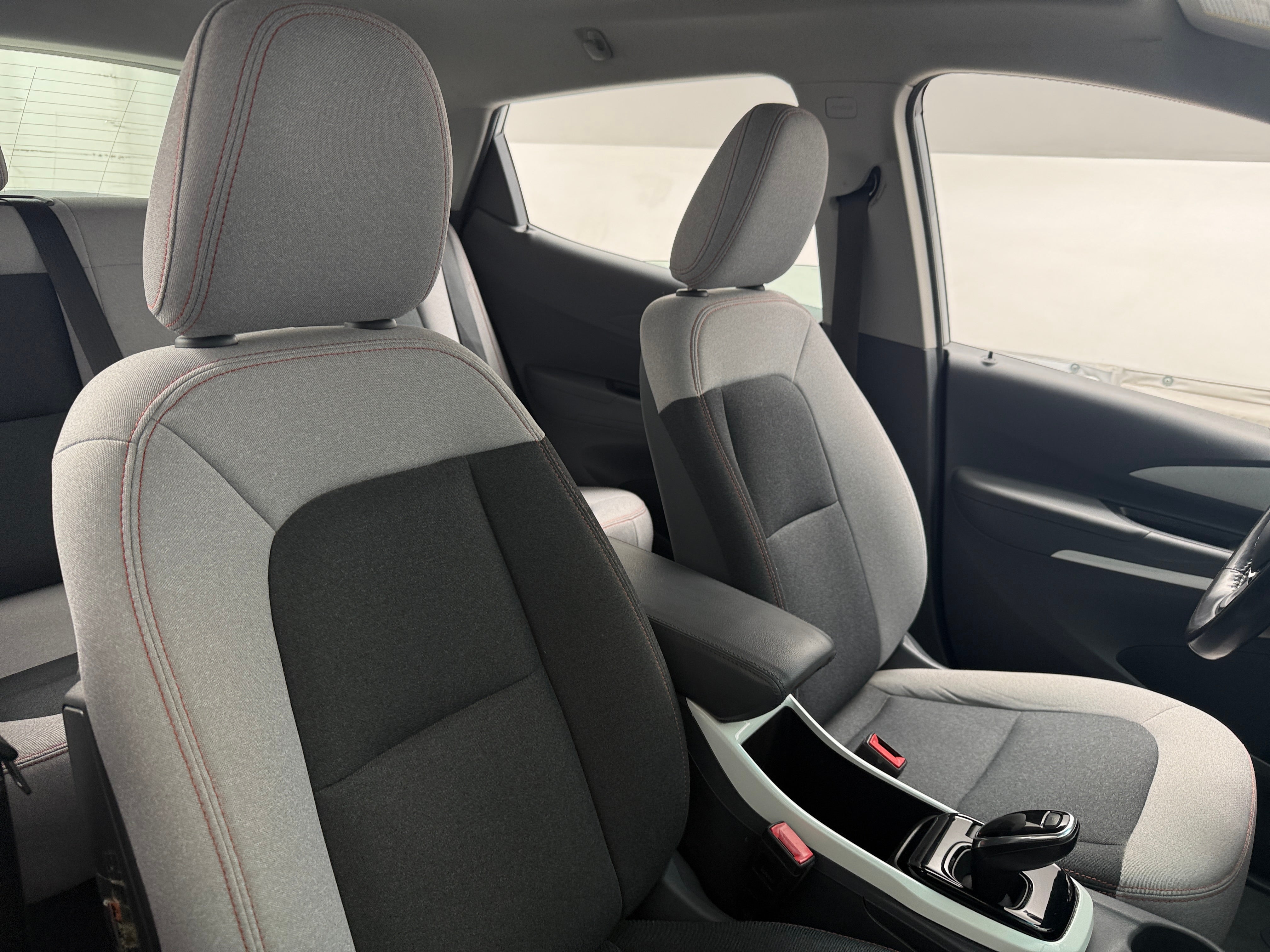 Used 2020 Chevrolet Bolt EV LT with VIN 1G1FY6S02L4149244 for sale in Auburn, WA