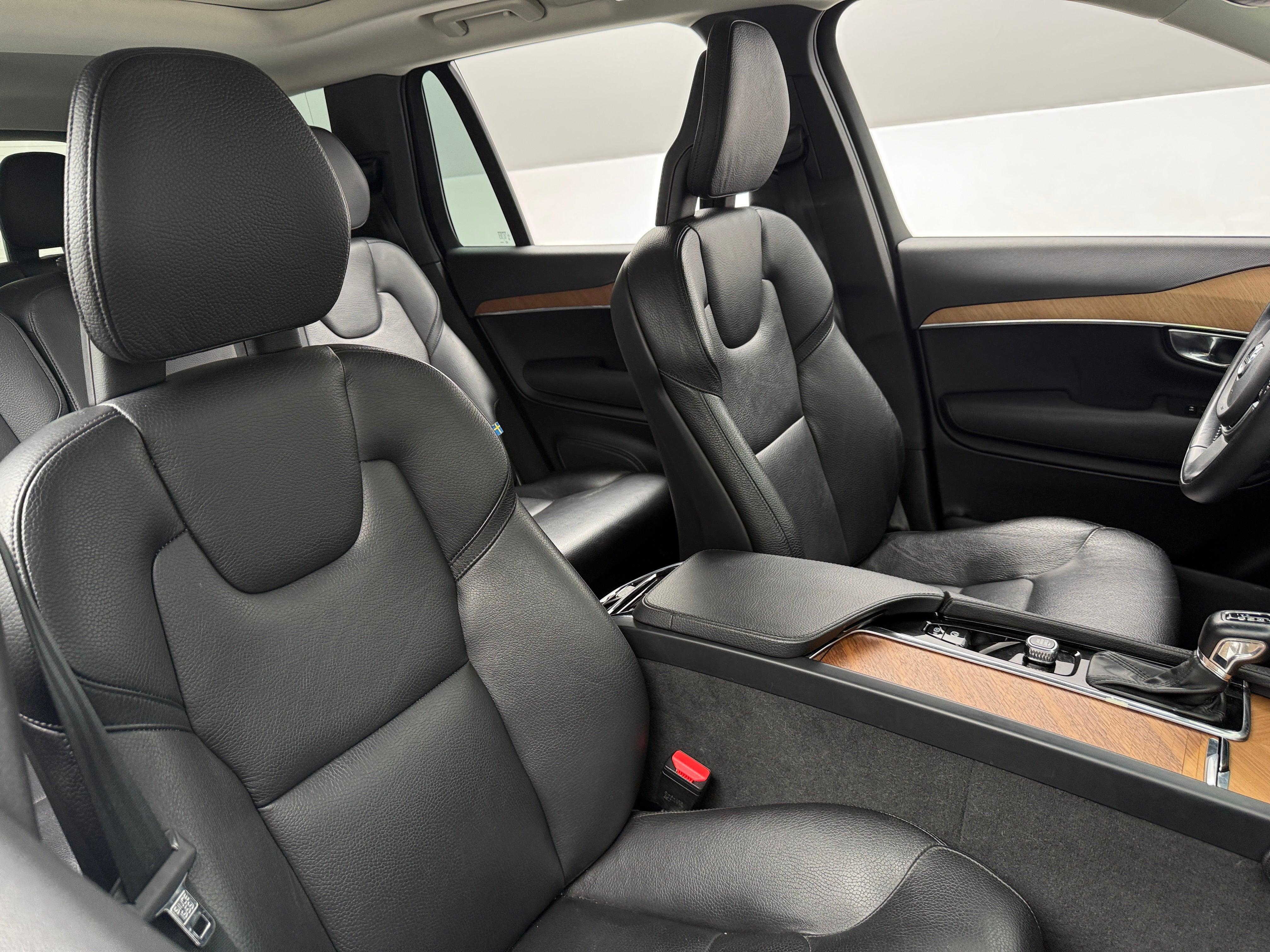 2022 Volvo XC90 Momentum