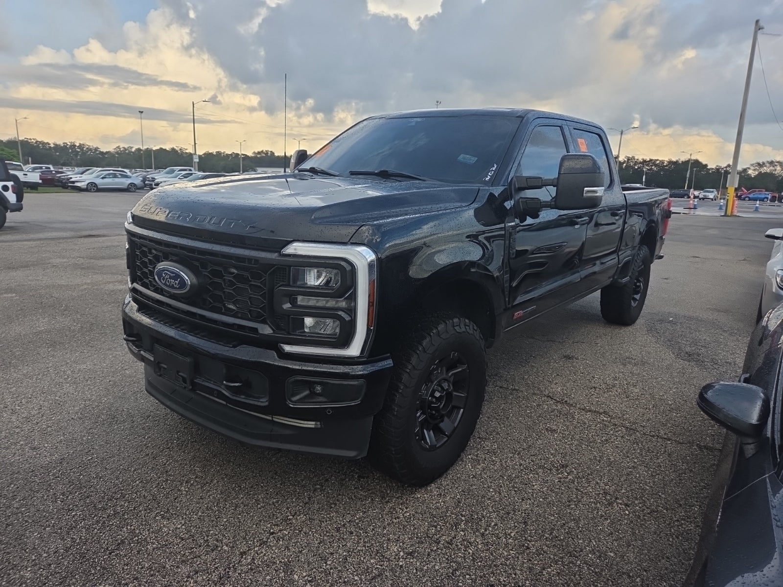 2024 Ford F-350 Lariat 4WD Crew Cab 6.75' Box