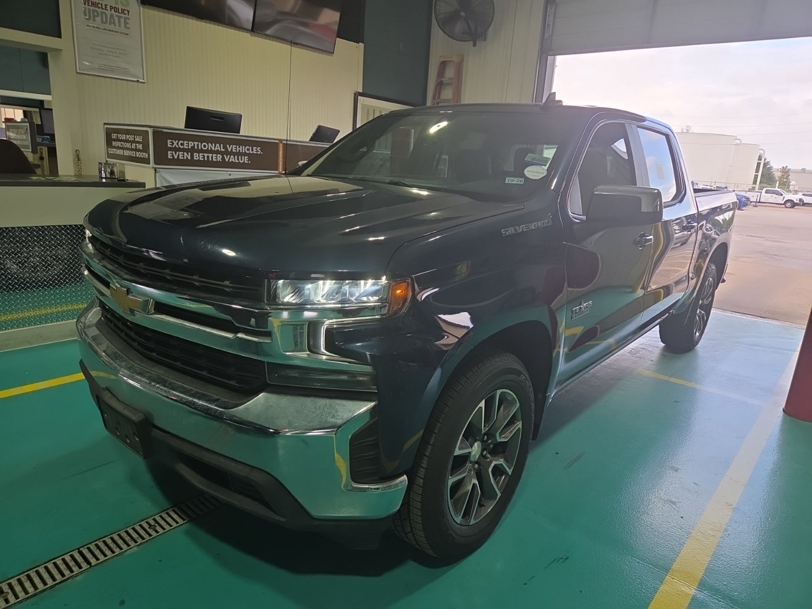 2020 Chevrolet Silverado 1500 2WD Crew Cab 147" LT