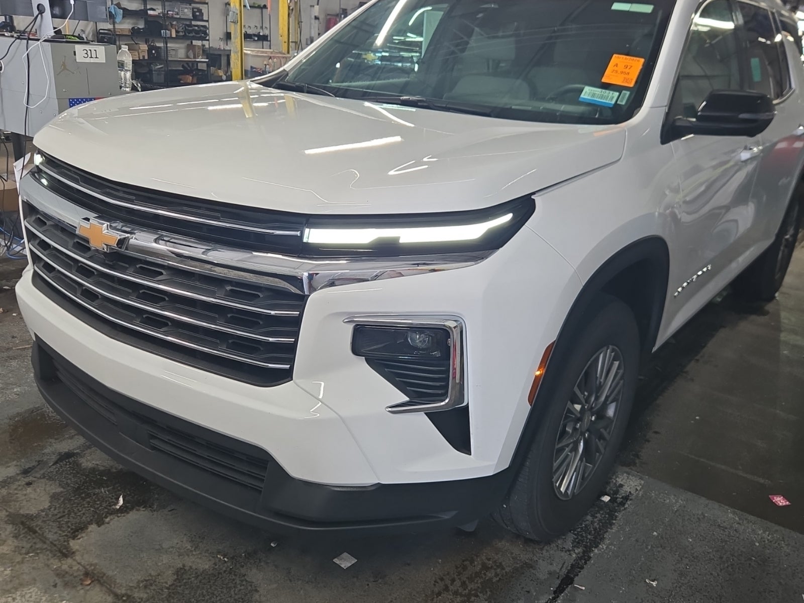 2026 Chevrolet Traverse FWD LT