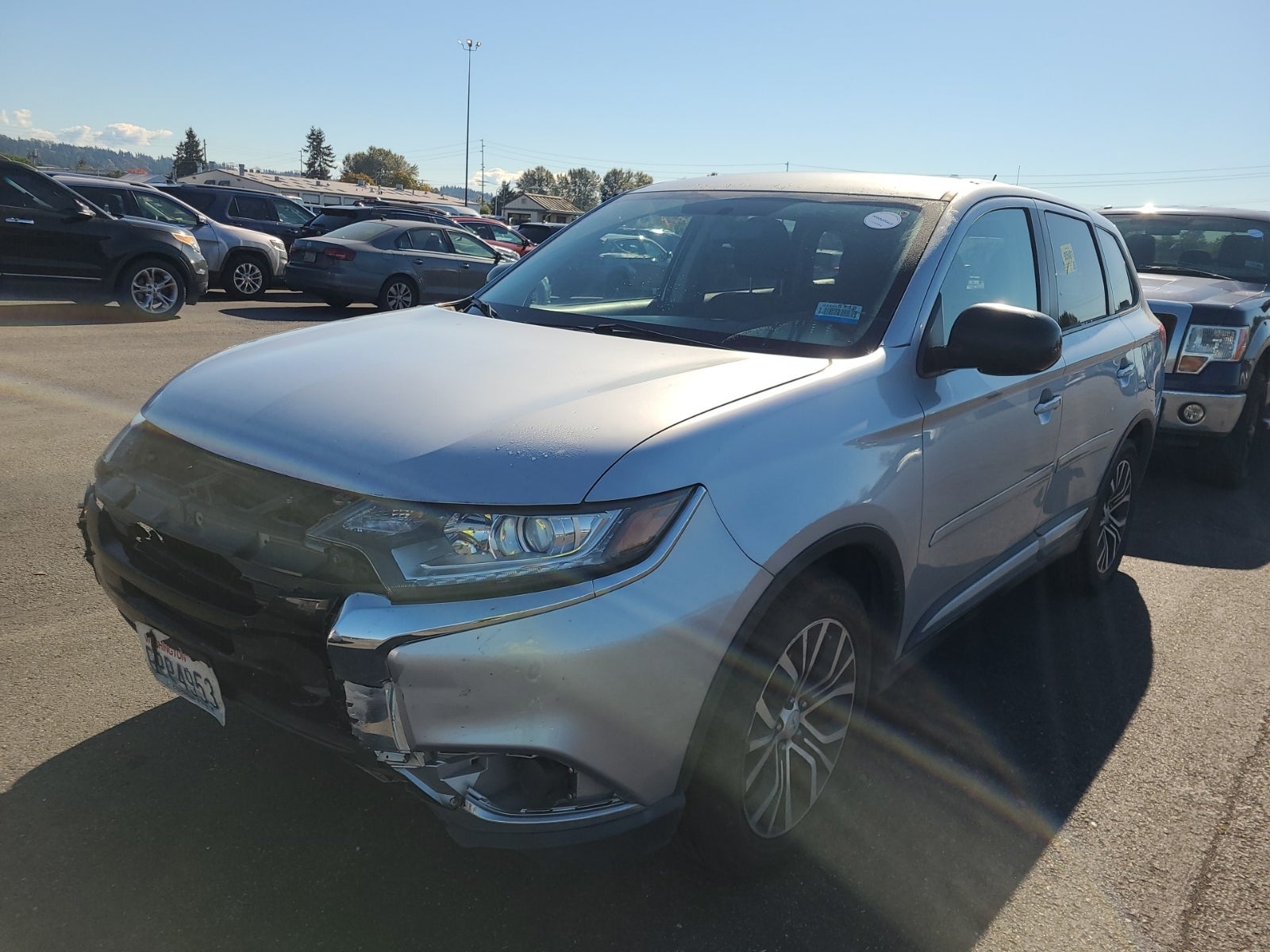 2016 Mitsubishi Outlander ES