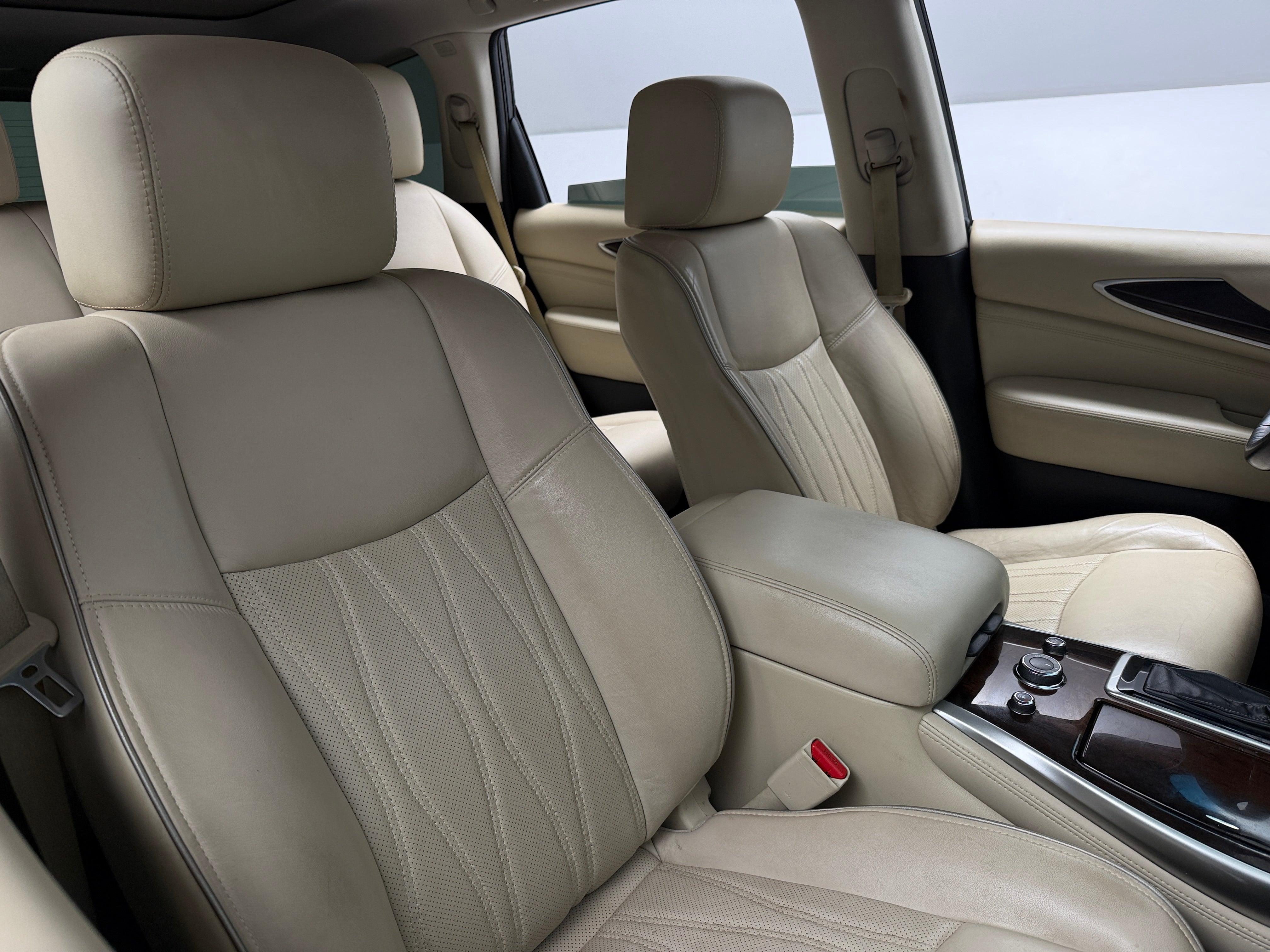 2016 INFINITI QX60 Base