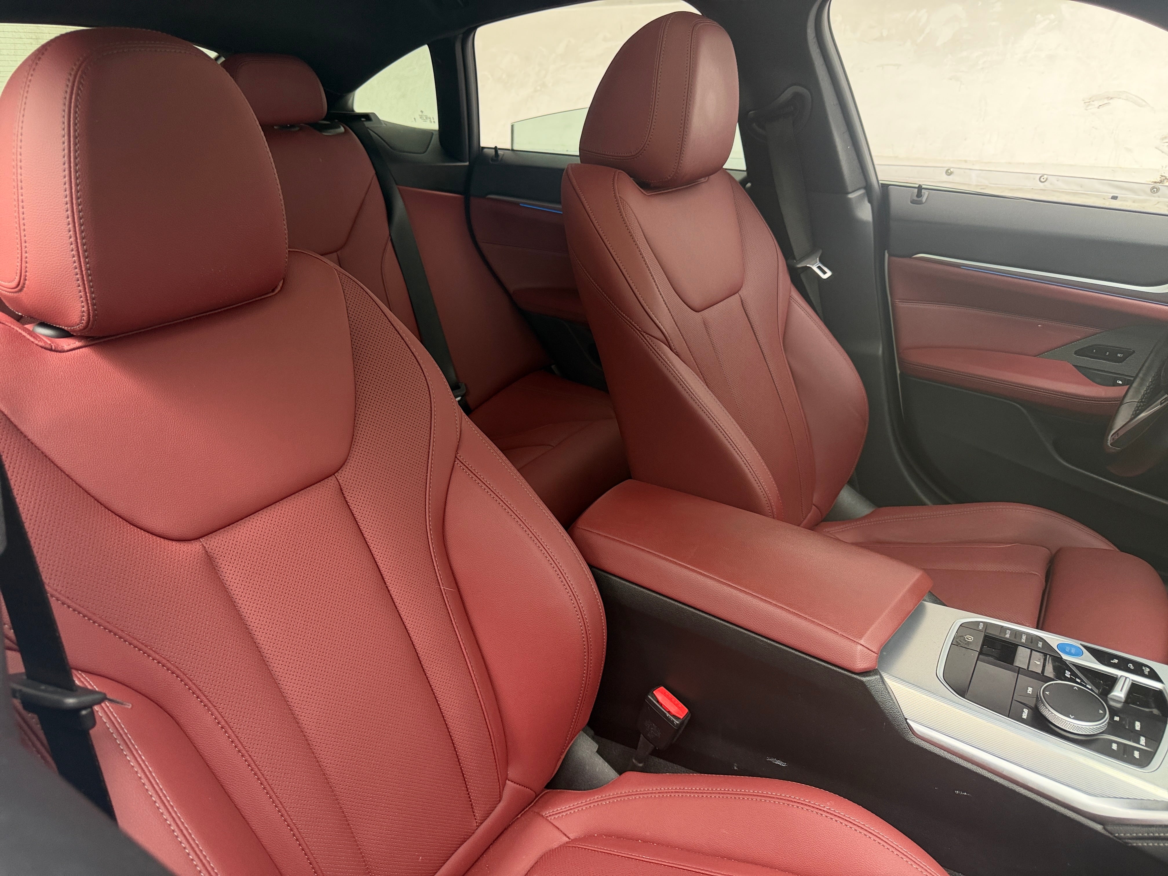 2024 BMW i4