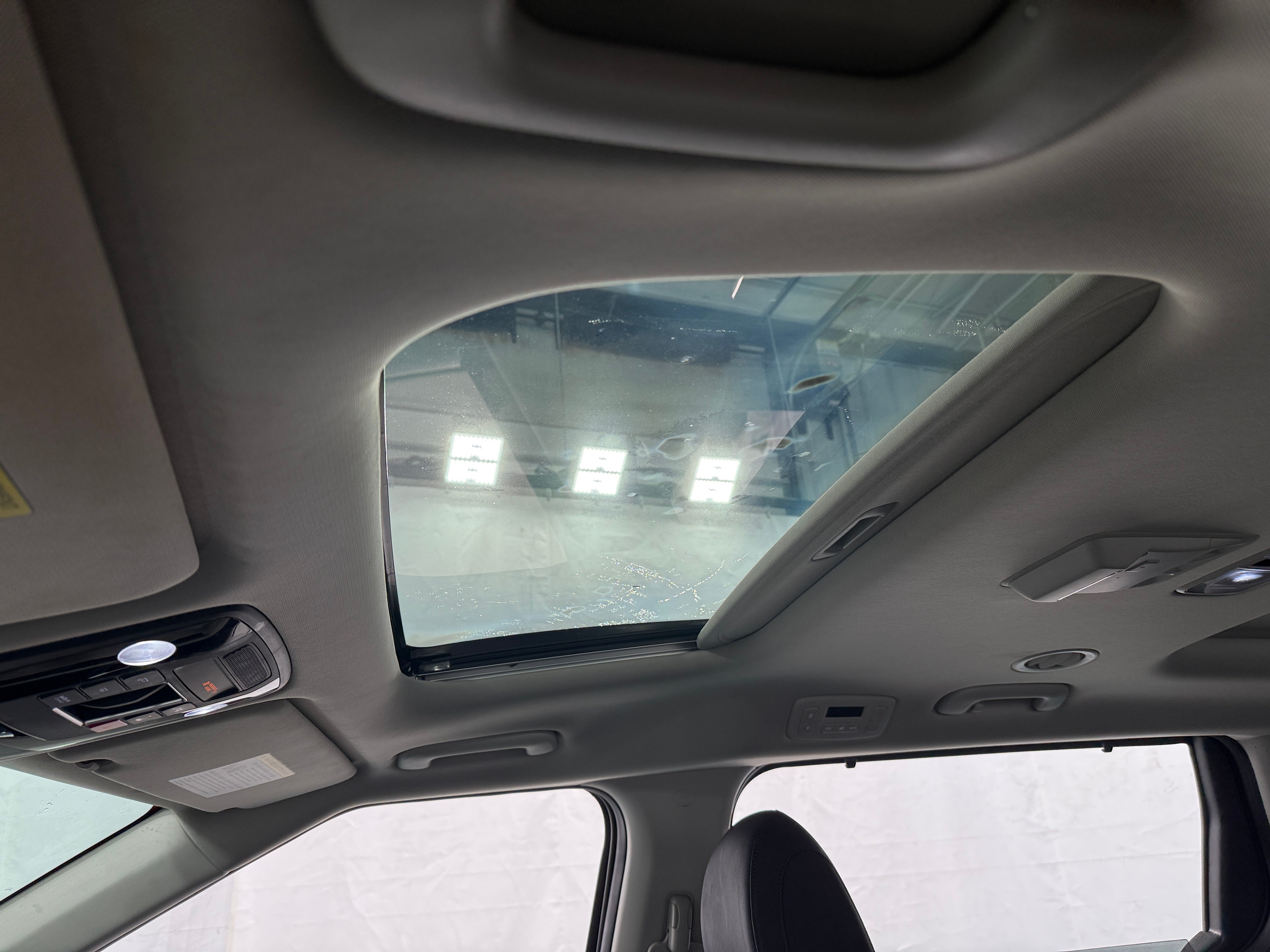 2023 Kia Carnival