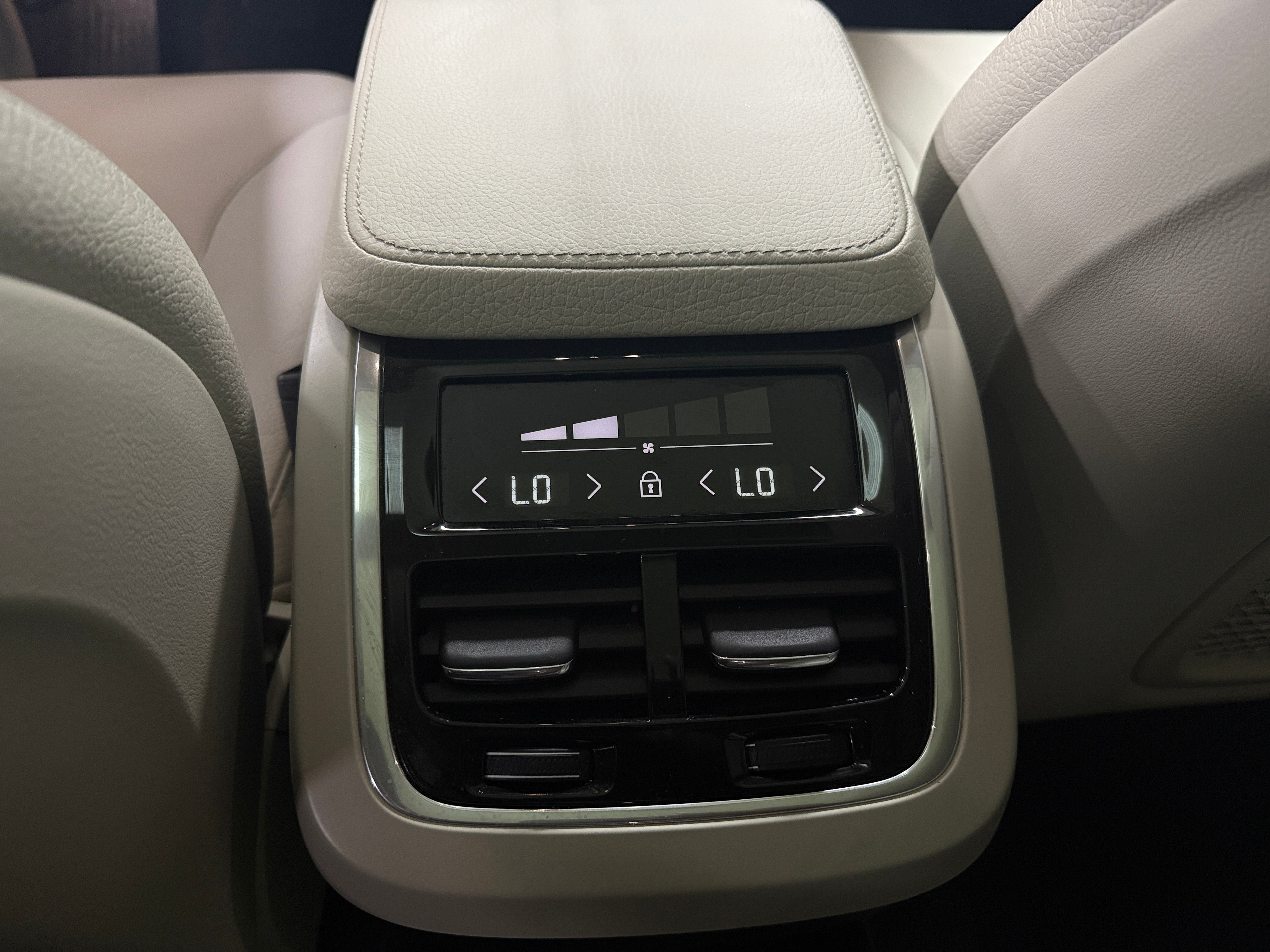 2020 Volvo XC90