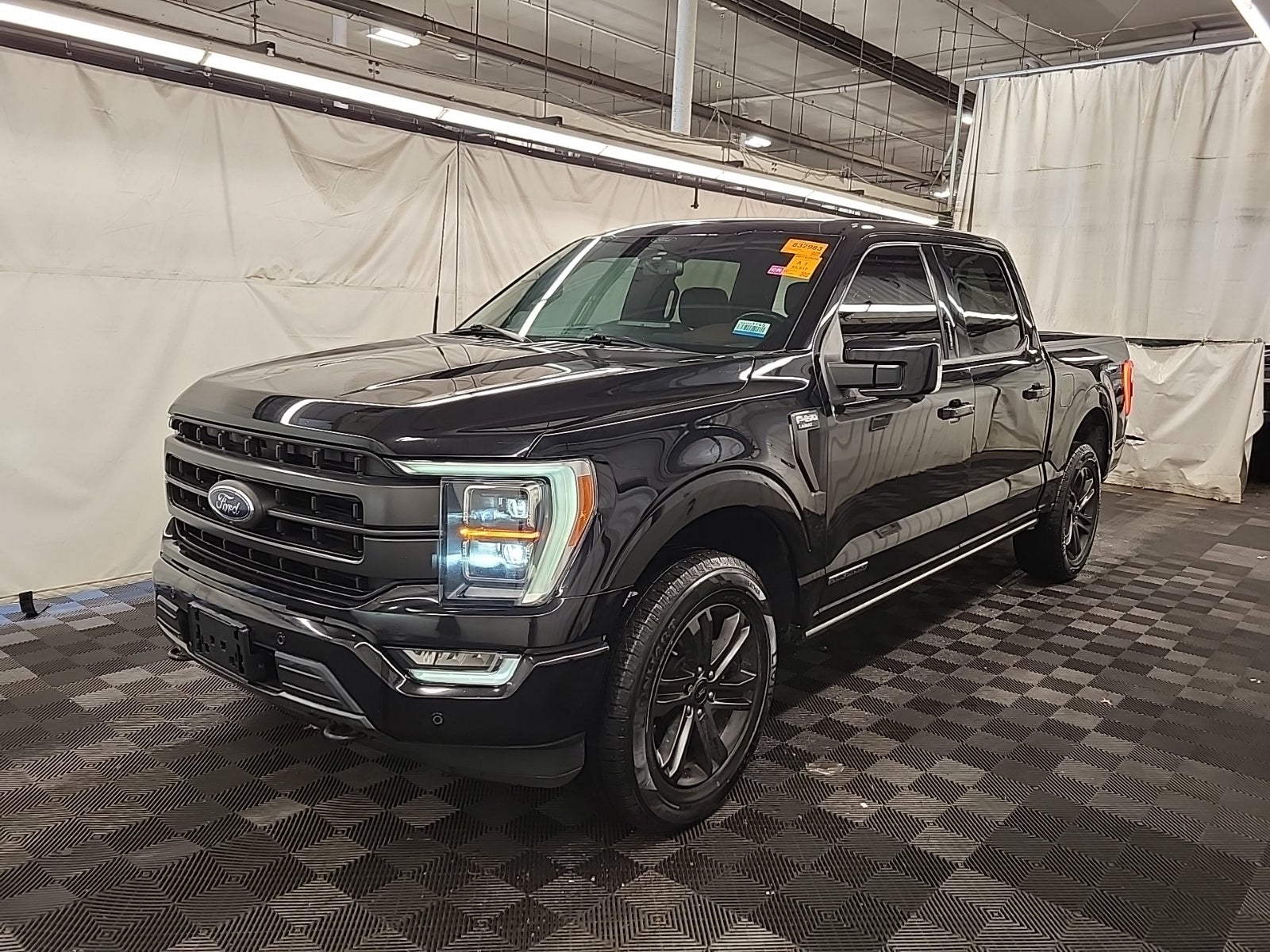 2022 Ford F-150 Lariat 4WD Supercrew 5.5' Box