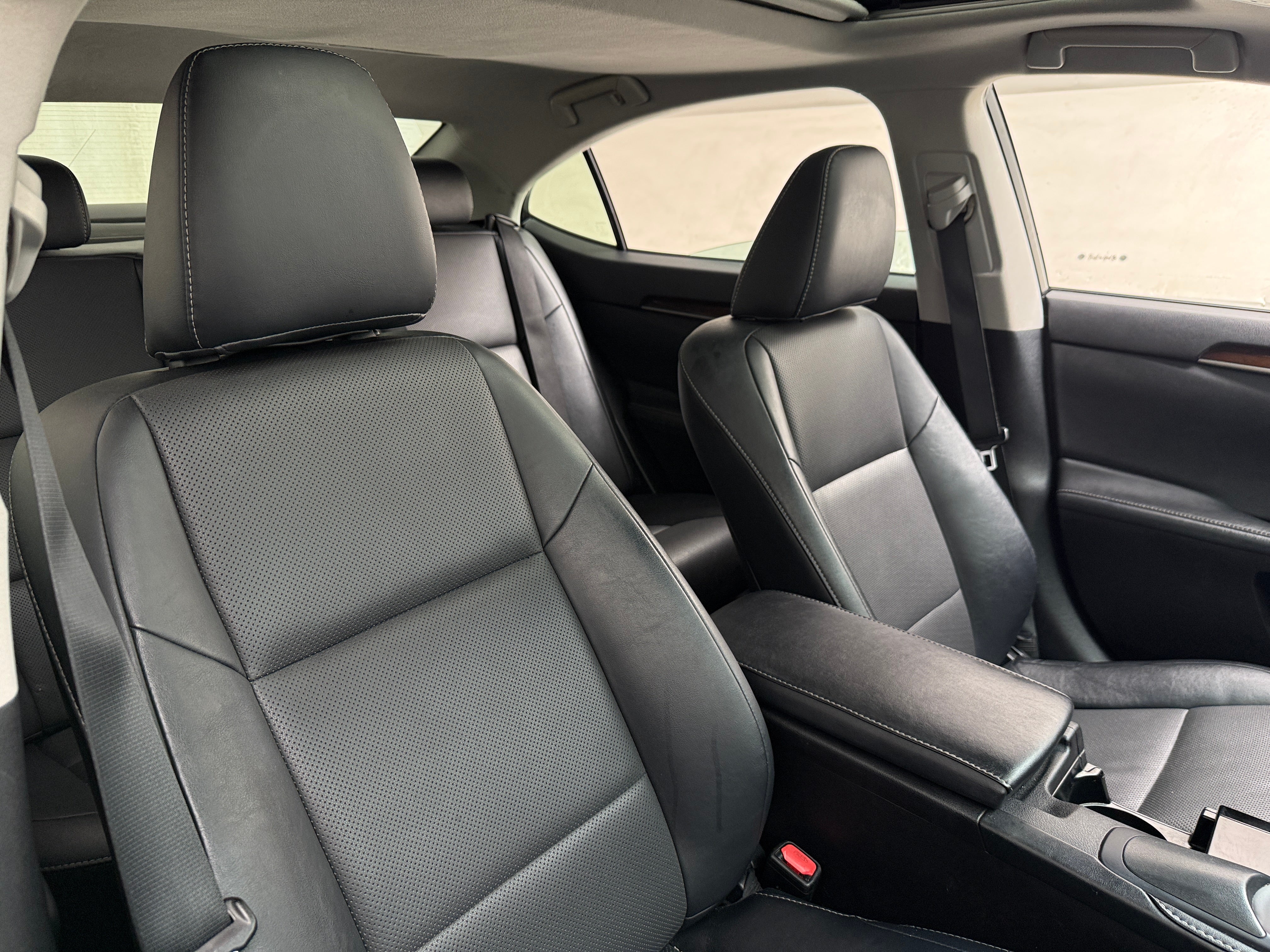 2016 Lexus ES