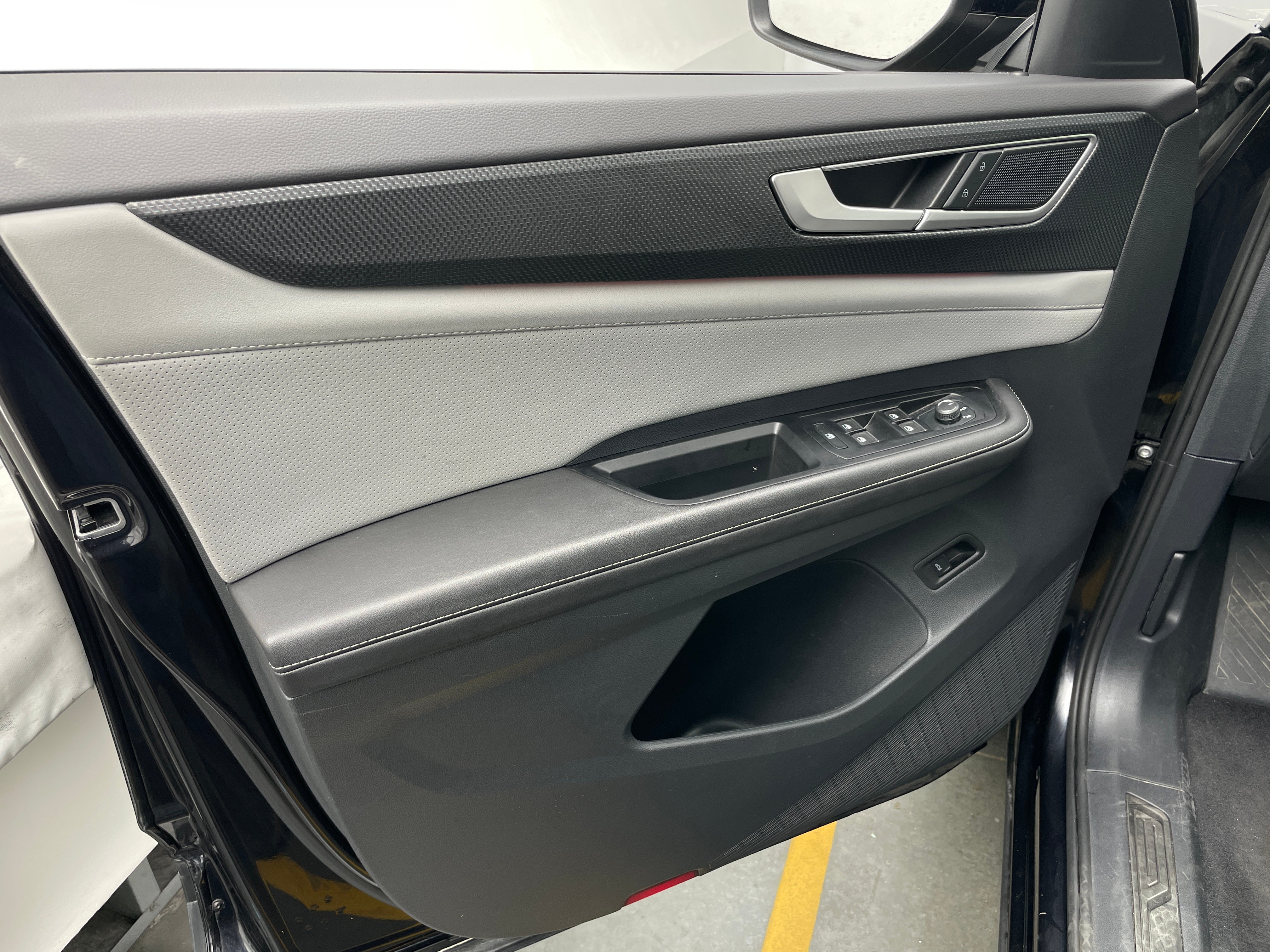 2025 Volkswagen Atlas Cross Sport