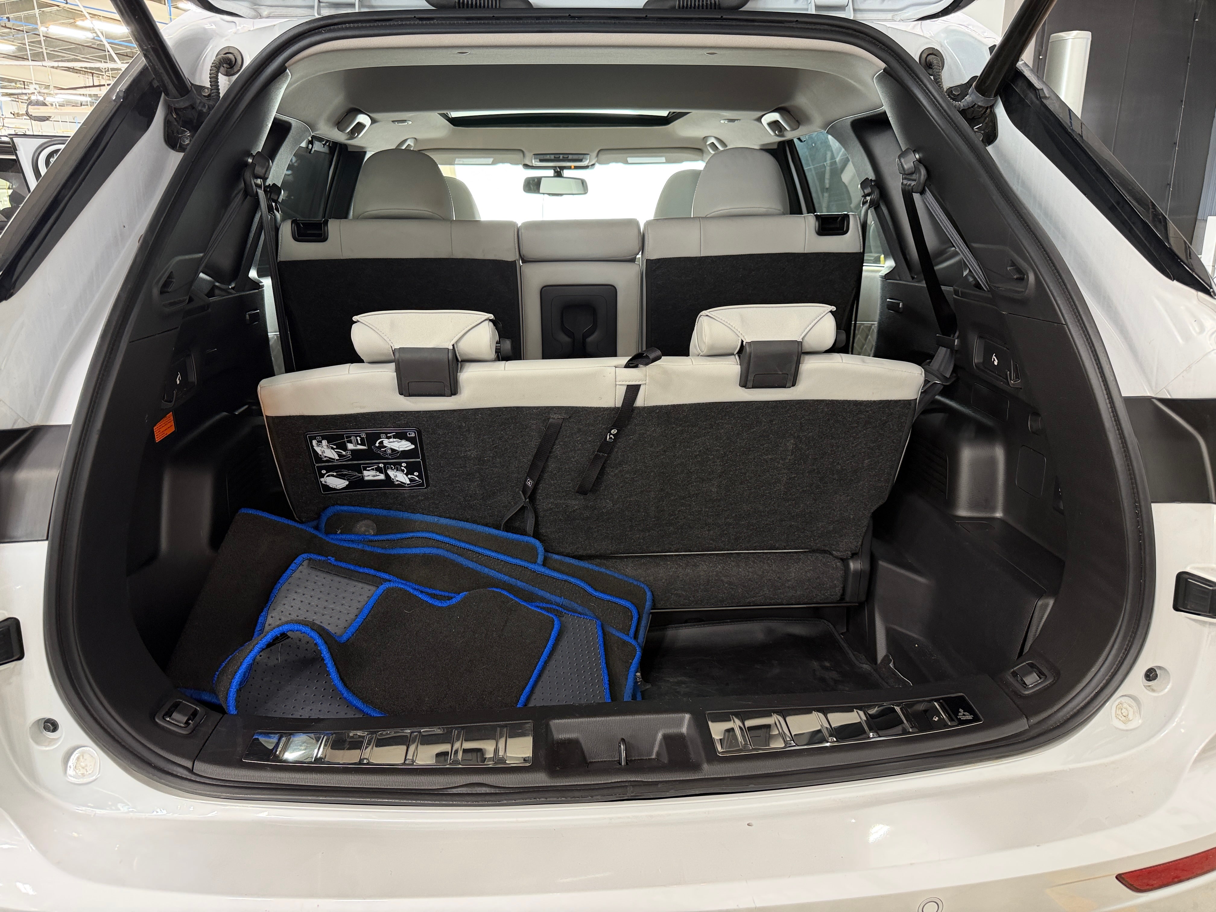 2025 Mitsubishi Outlander Plug-in Hybrid