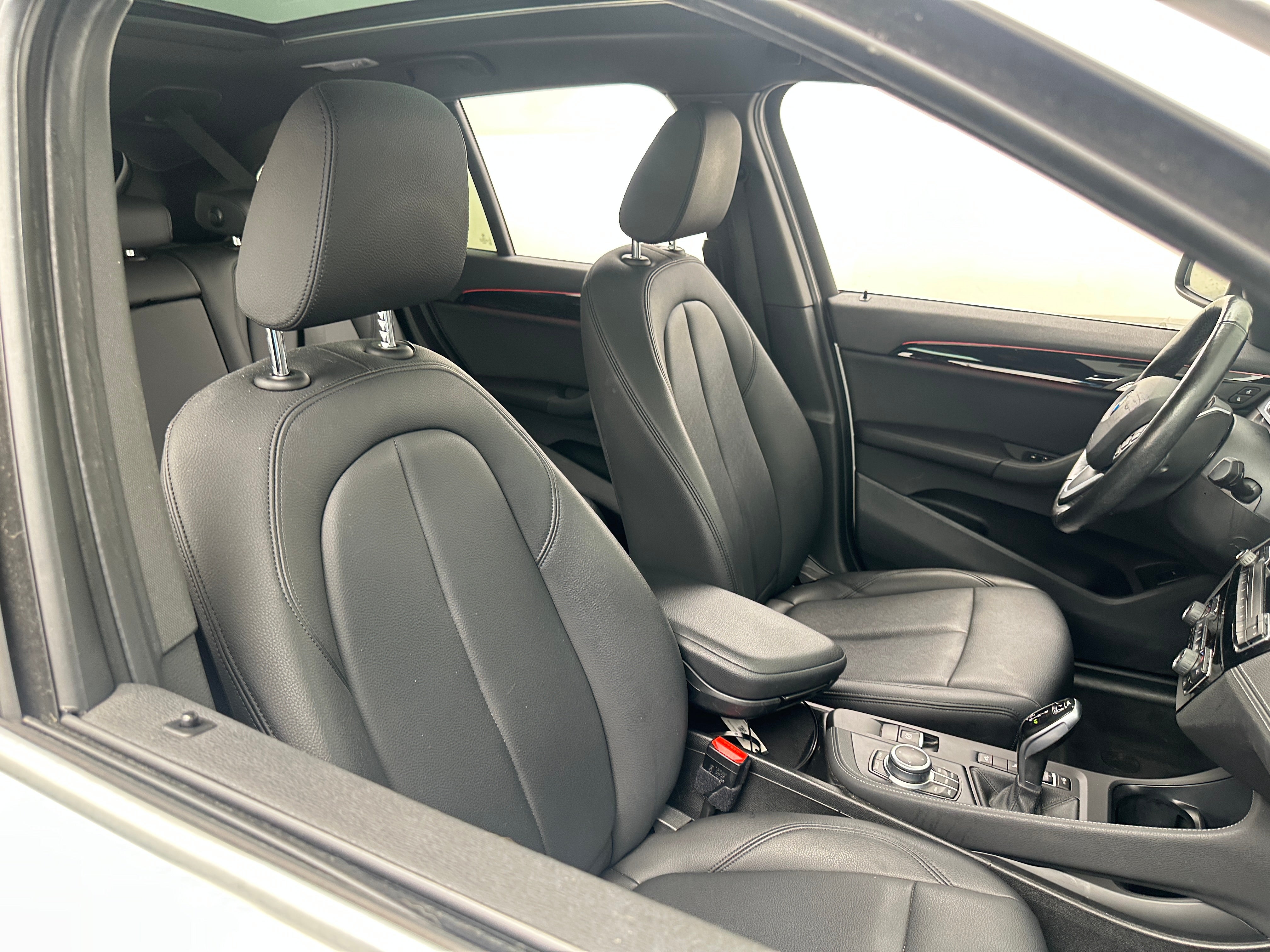 2020 BMW X1 28i