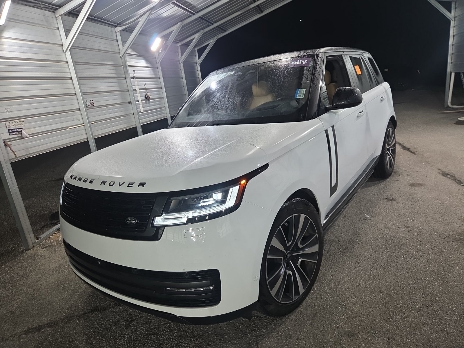 2023 Land Rover Range Rover SE