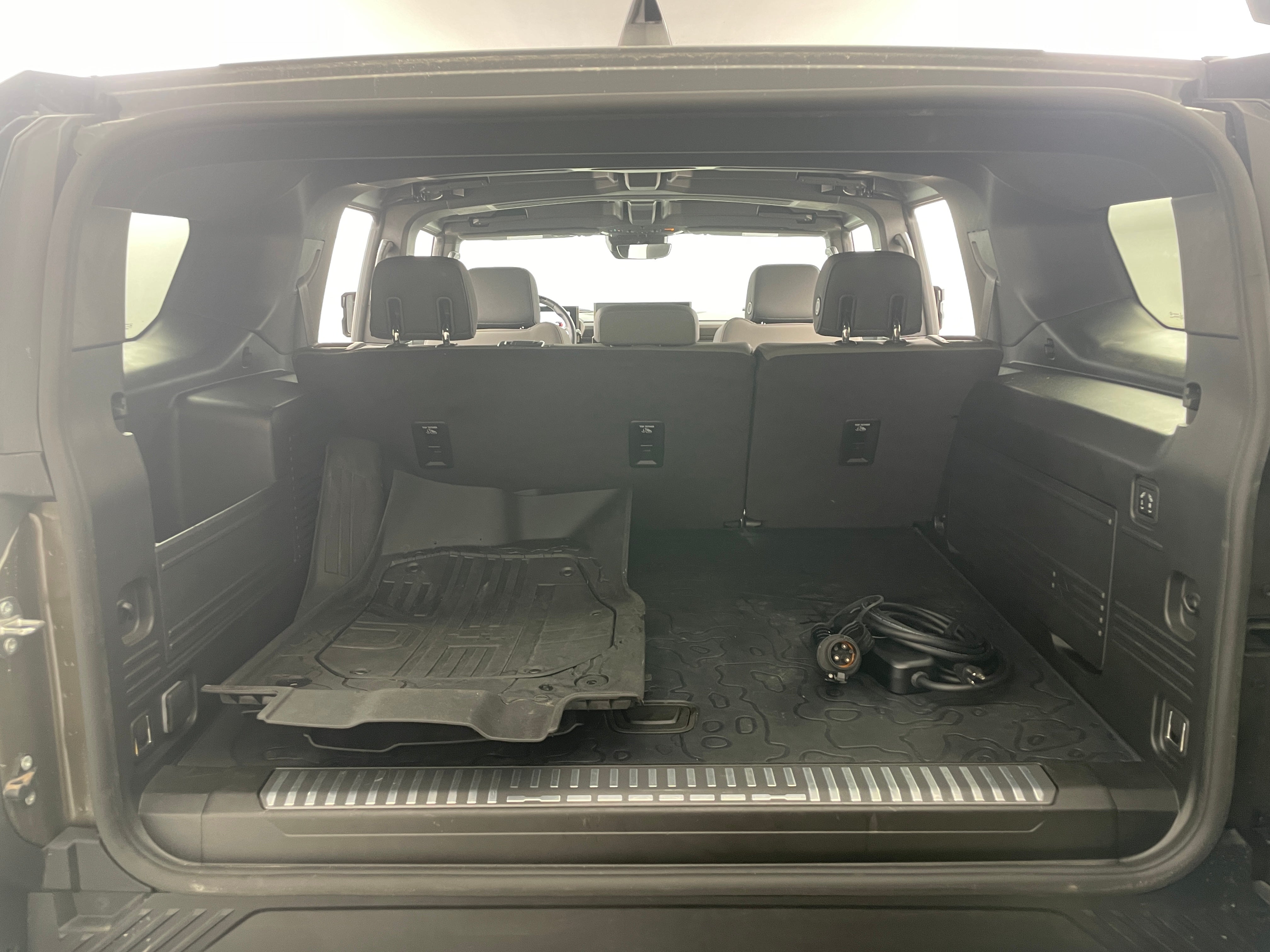 2025 GMC HUMMER EV