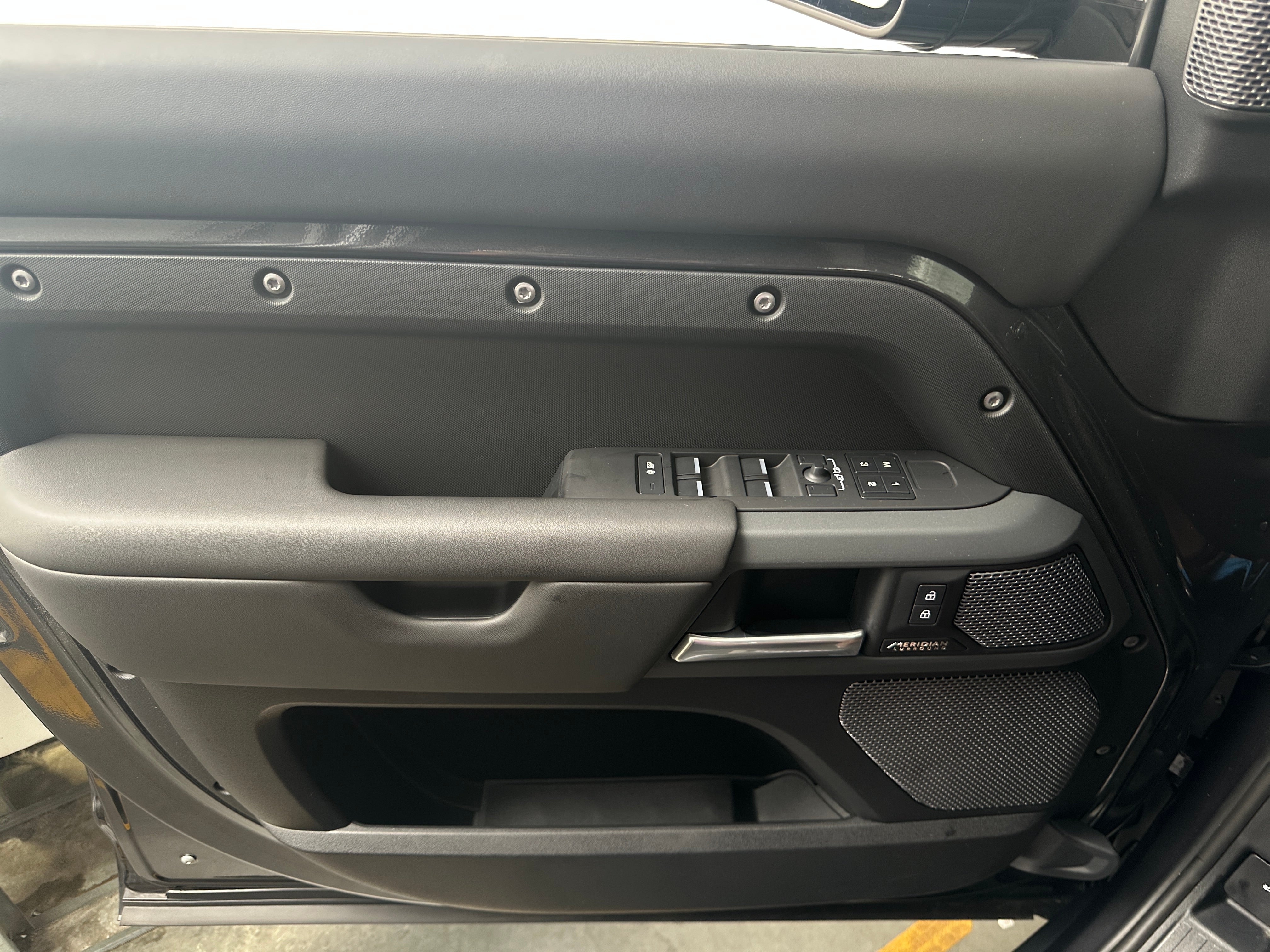2024 Land Rover Defender