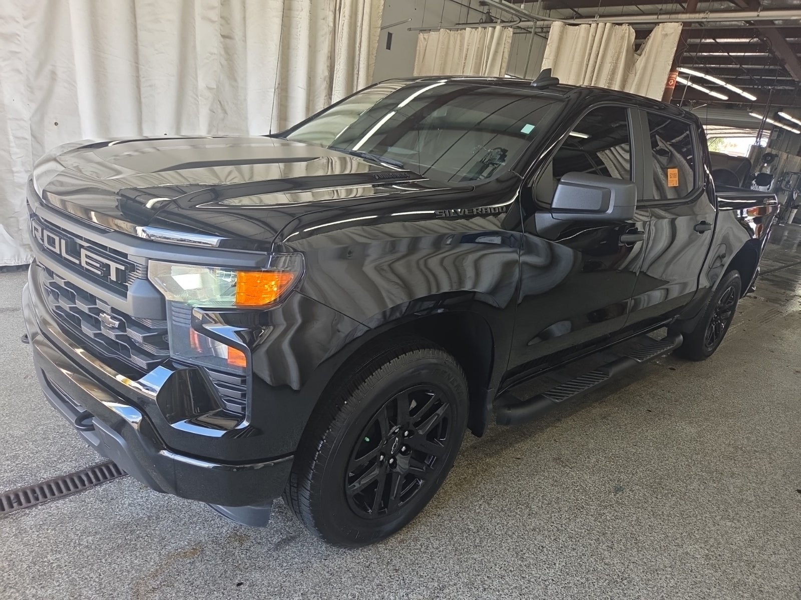 2025 Chevrolet Silverado 1500 4WD Crew Cab 147" Custom