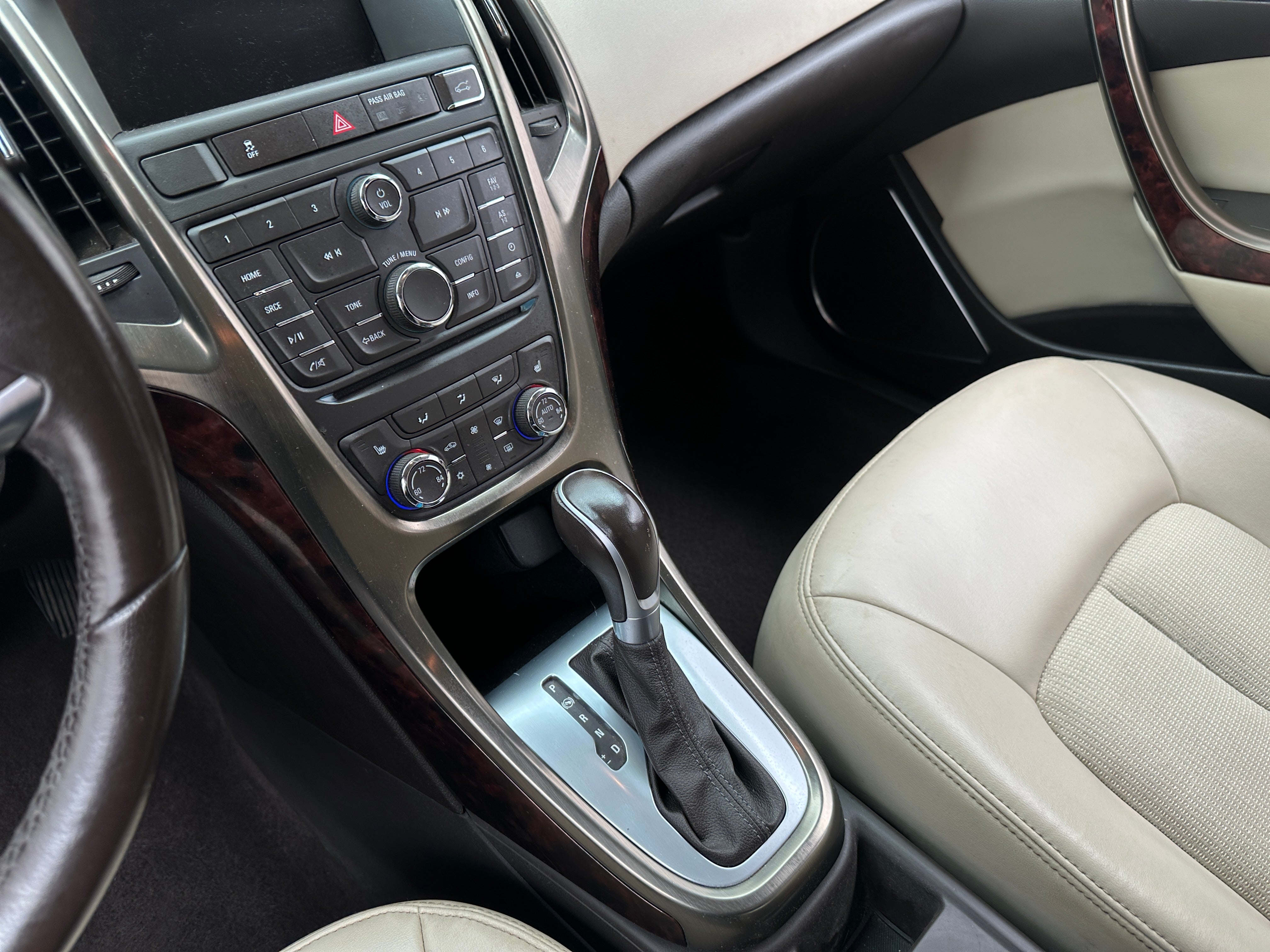 Used 2015 Buick Verano 1SD with VIN 1G4PP5SK0F4180440 for sale in Pewaukee, WI