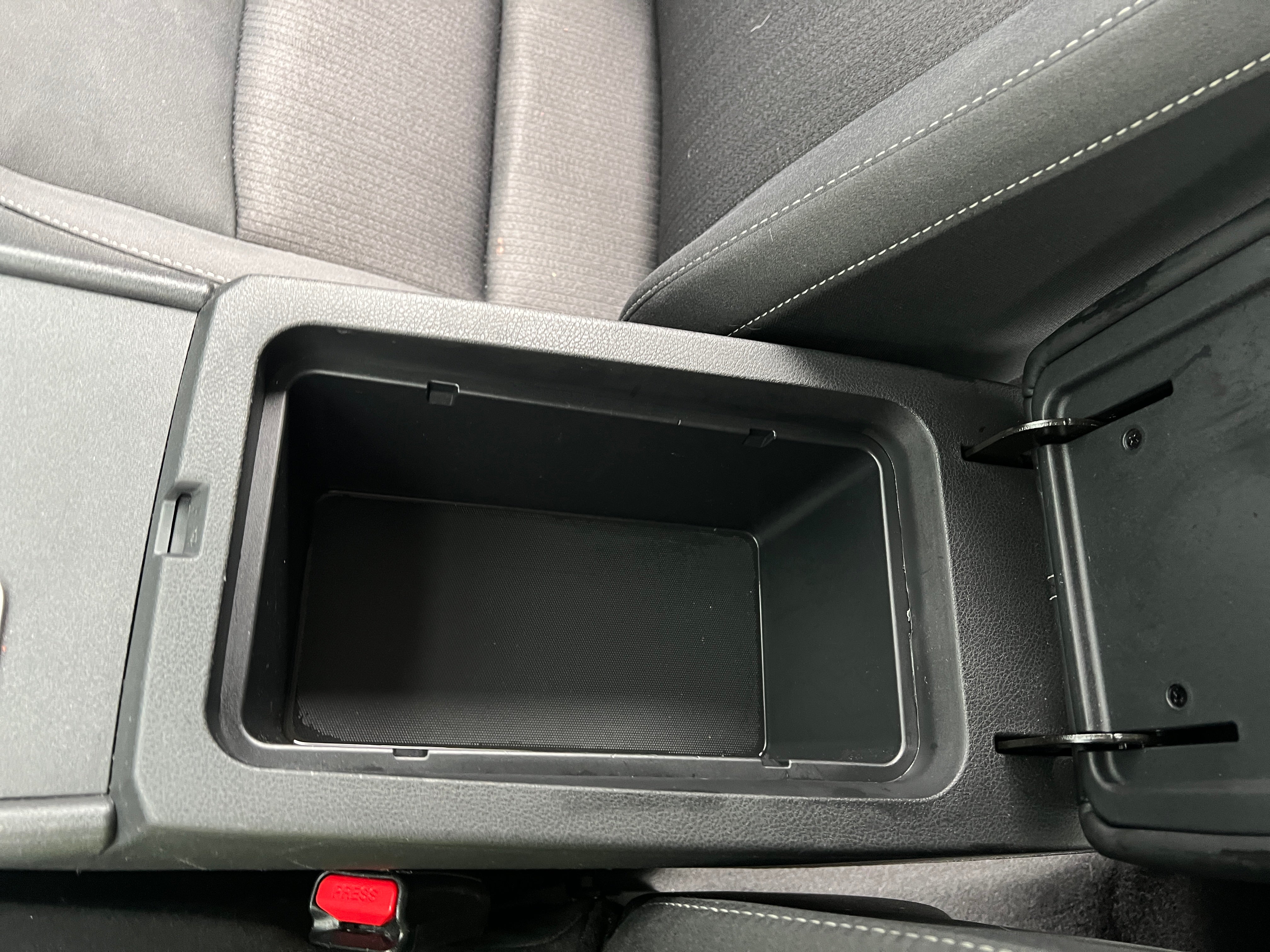 2025 Nissan Altima SV - Photo 14