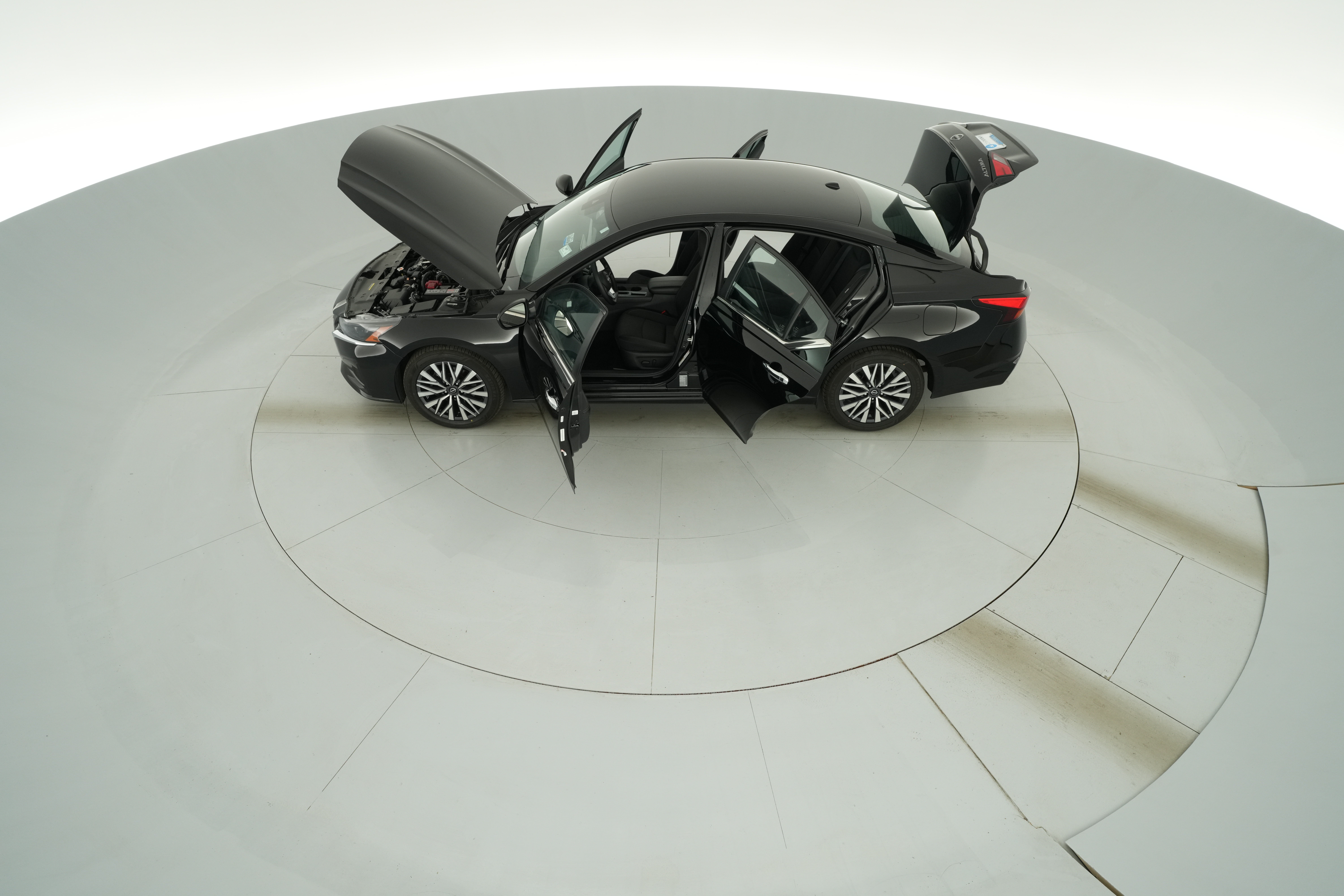 2025 Nissan Altima SV - Photo 42