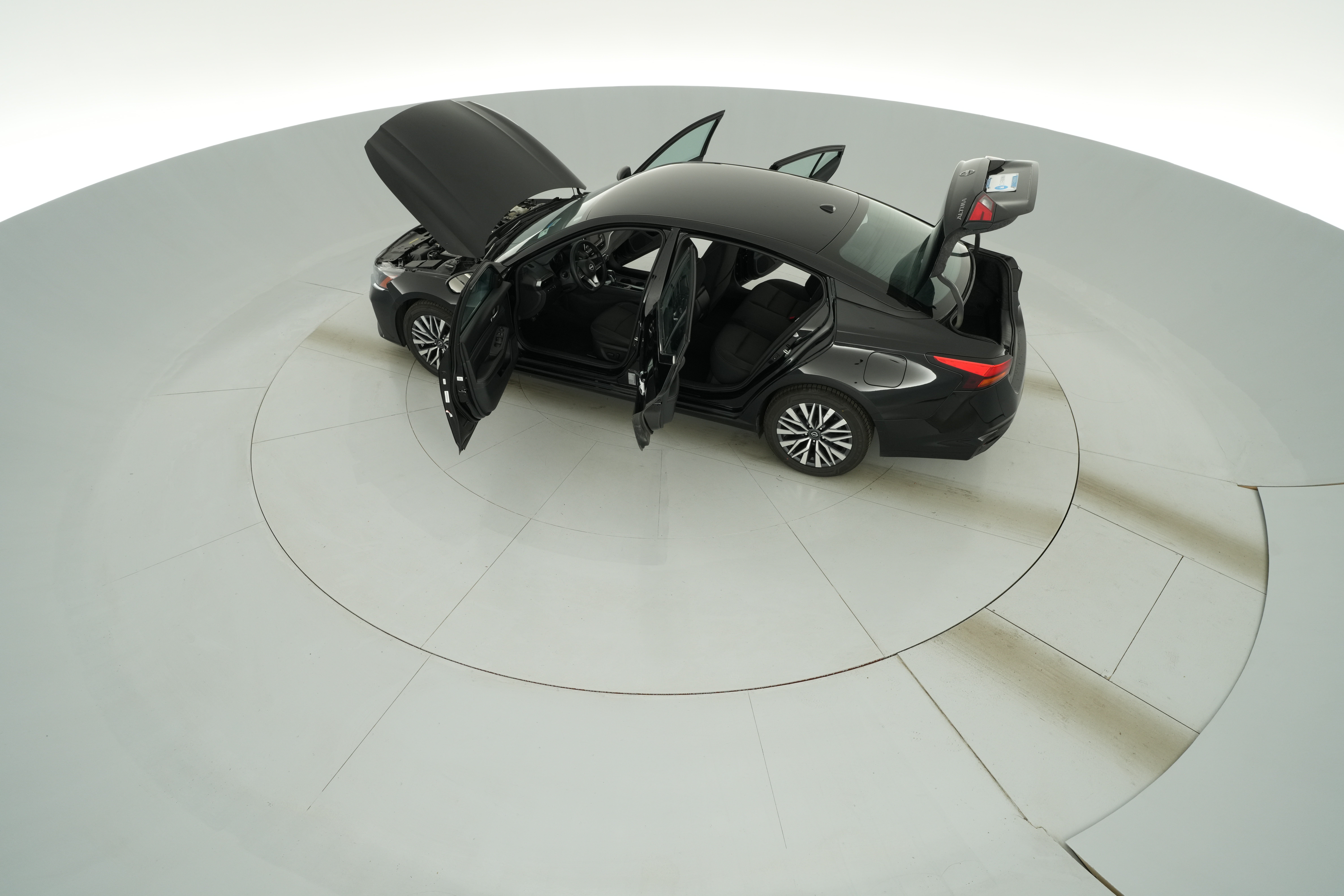 2025 Nissan Altima SV - Photo 43